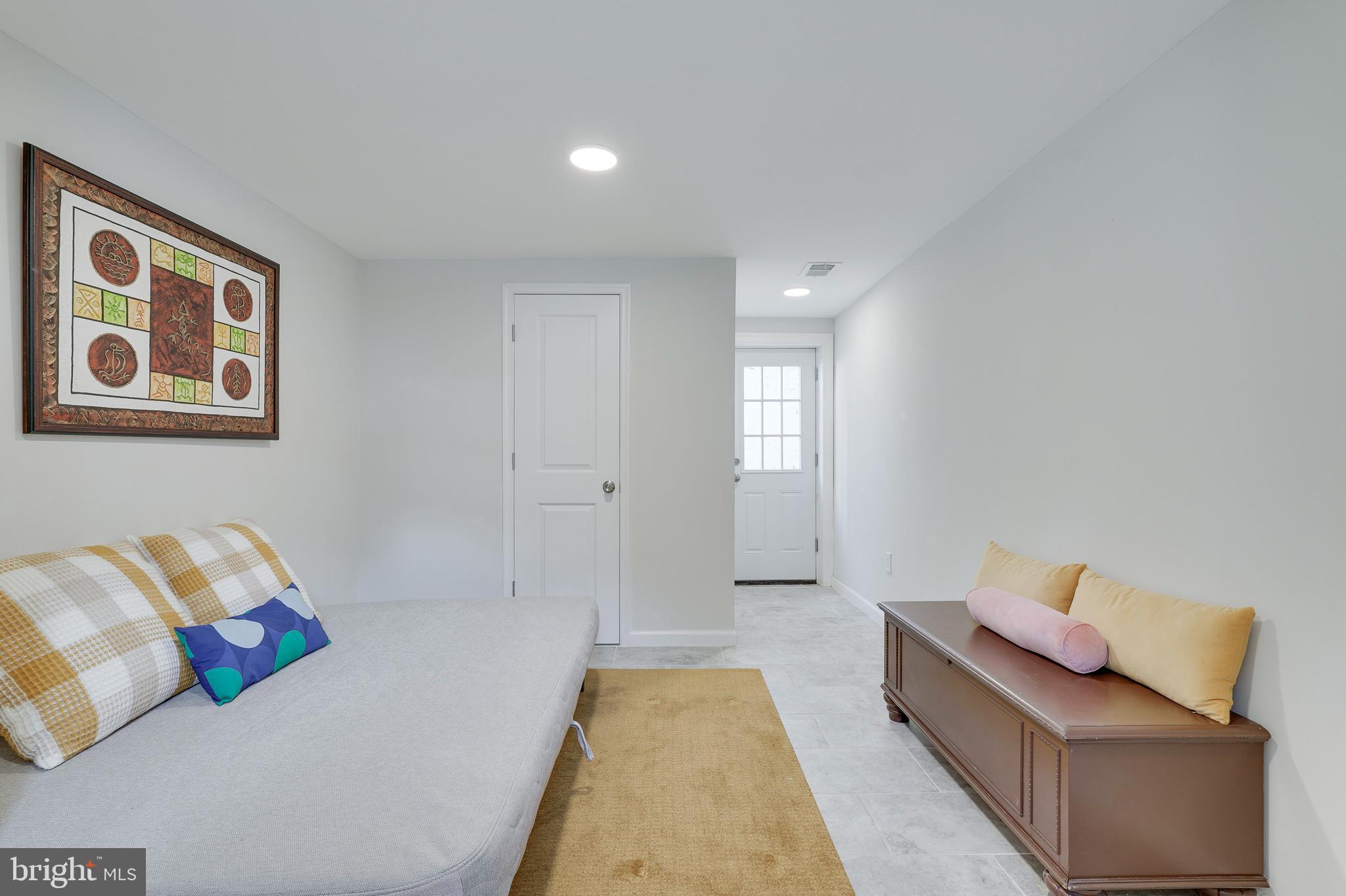 AVONDALE GROVE - Residential