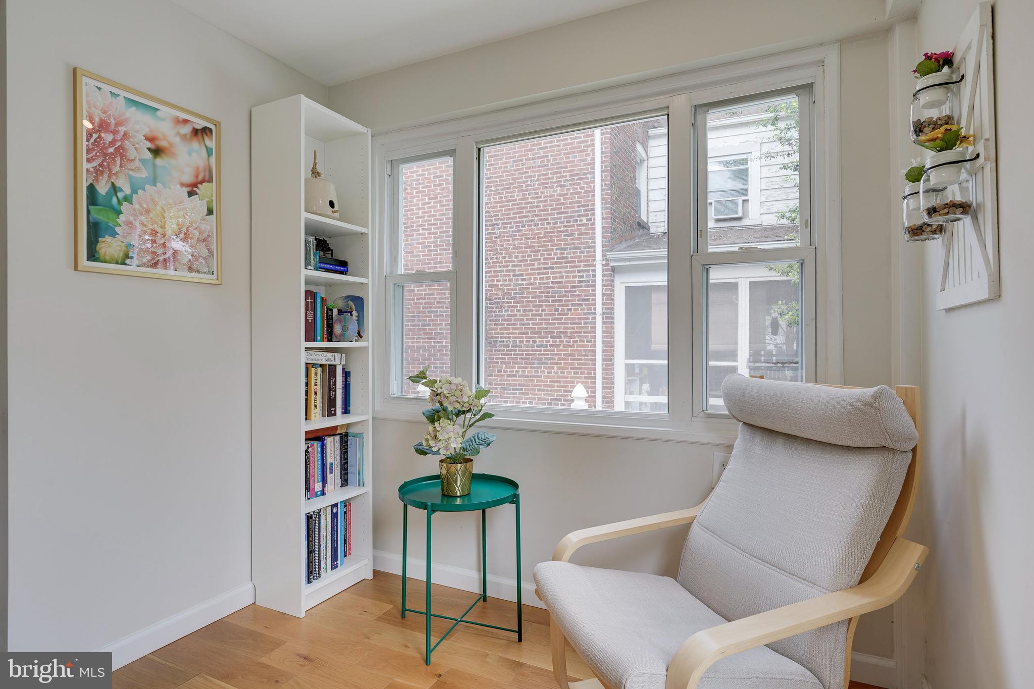 AVONDALE GROVE - Residential