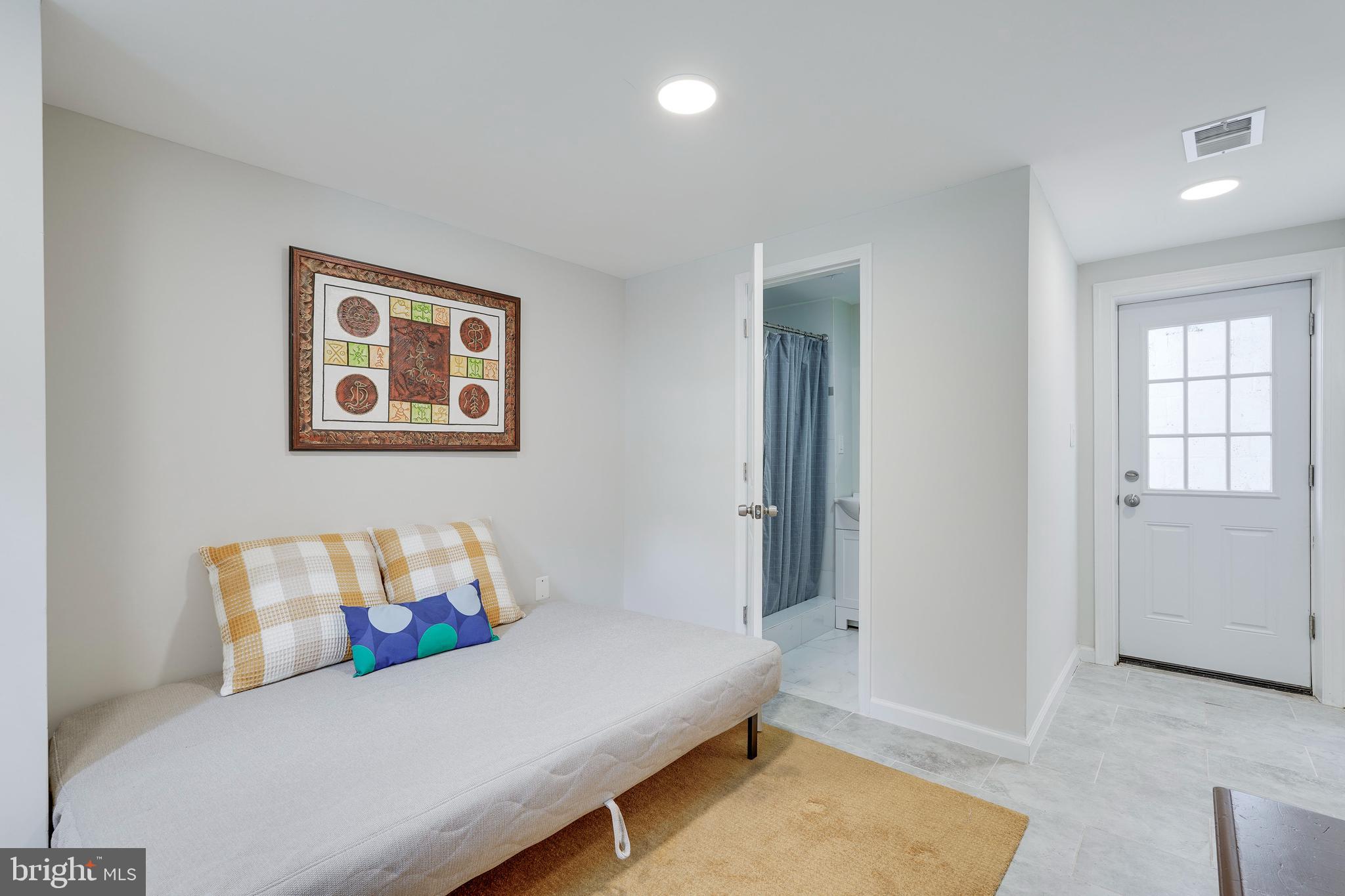 AVONDALE GROVE - Residential