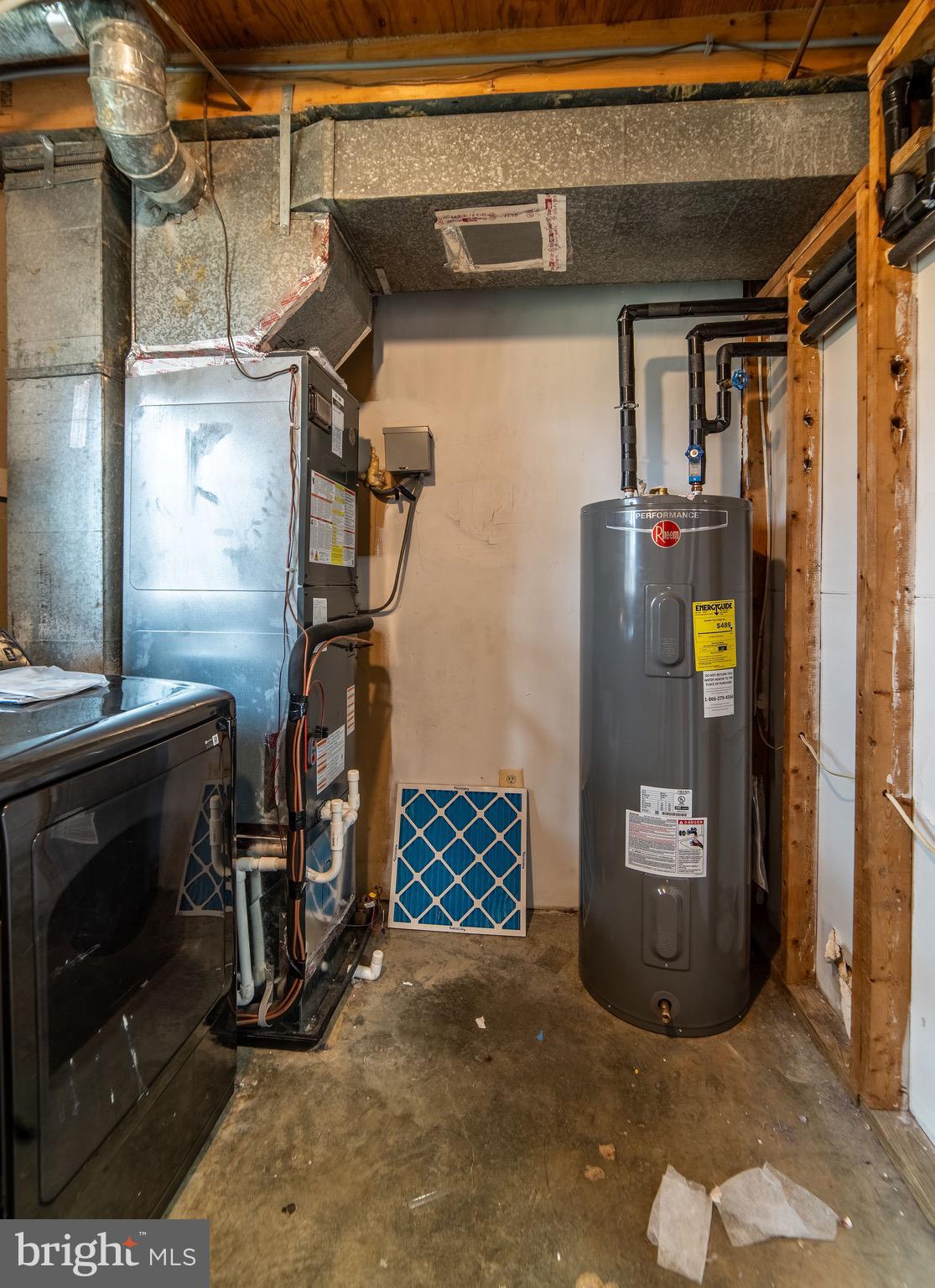 HIGHLAND MEADOWS - Residential