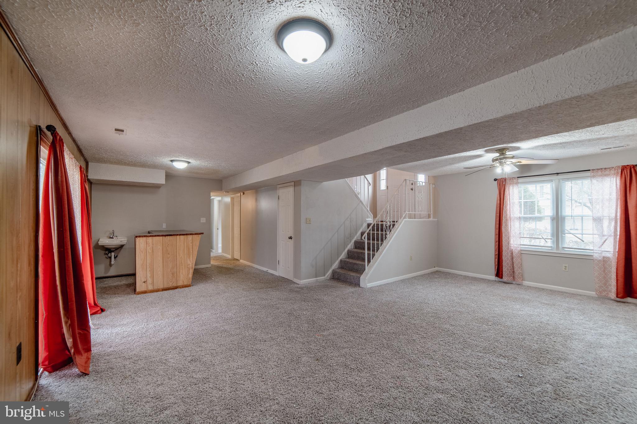 HIGHLAND MEADOWS - Residential