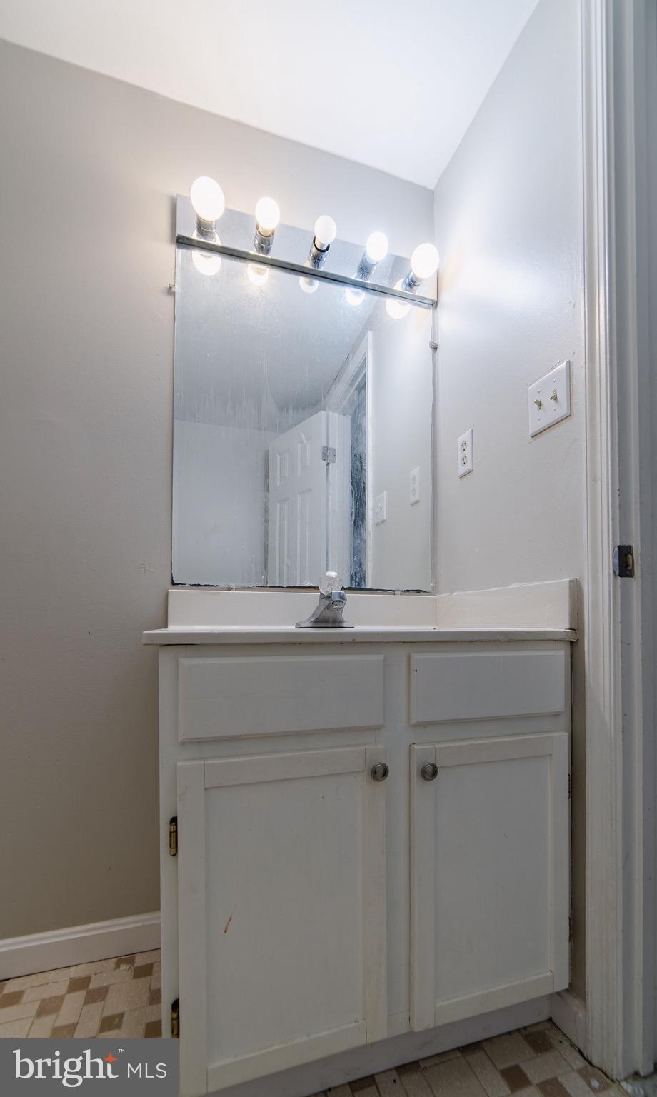 HIGHLAND MEADOWS - Residential