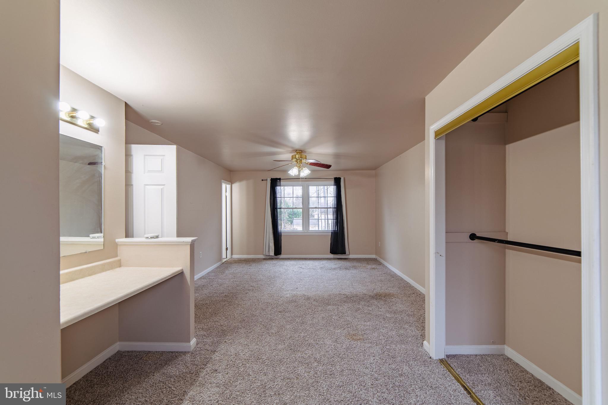 HIGHLAND MEADOWS - Residential