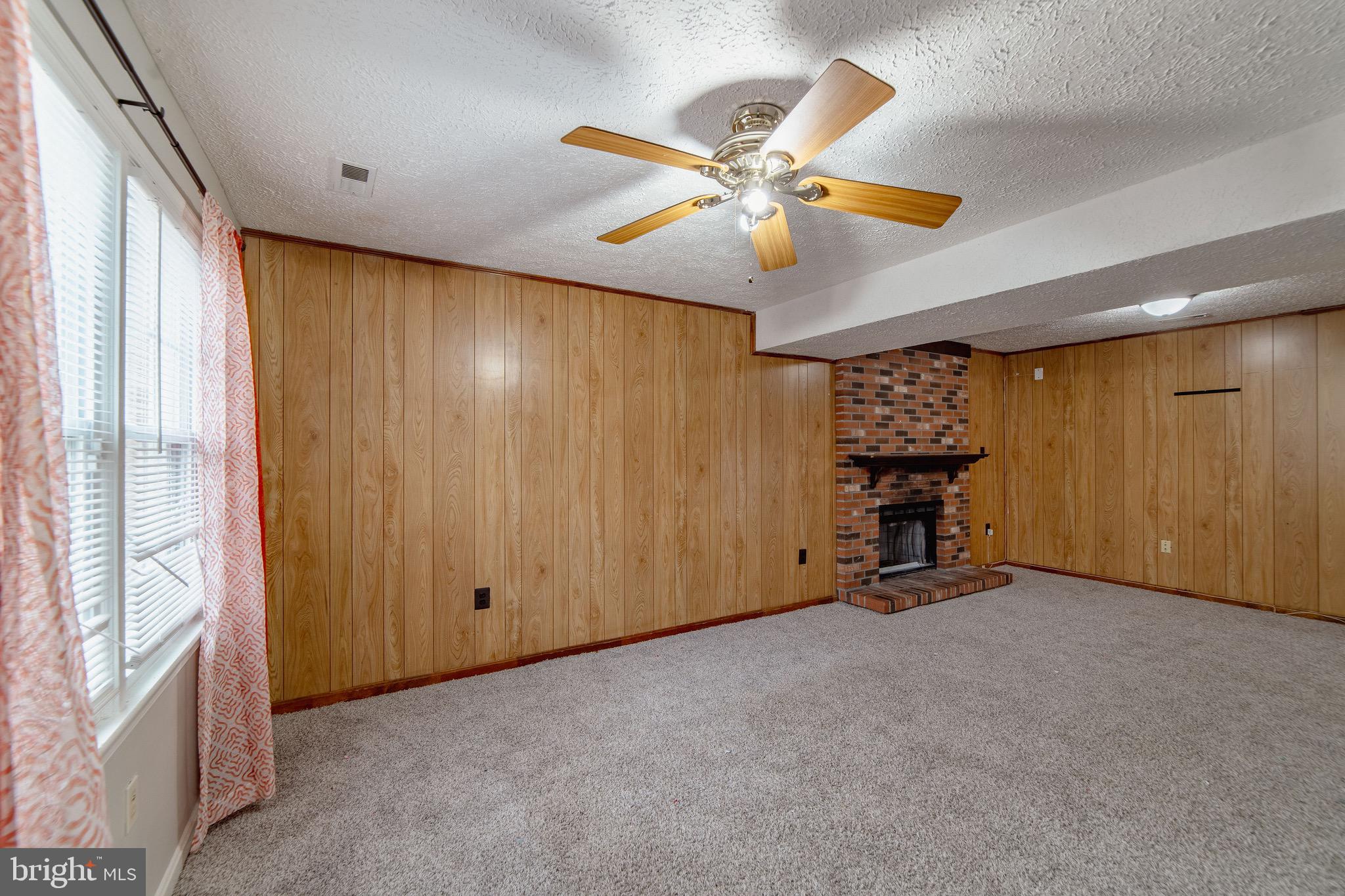 HIGHLAND MEADOWS - Residential