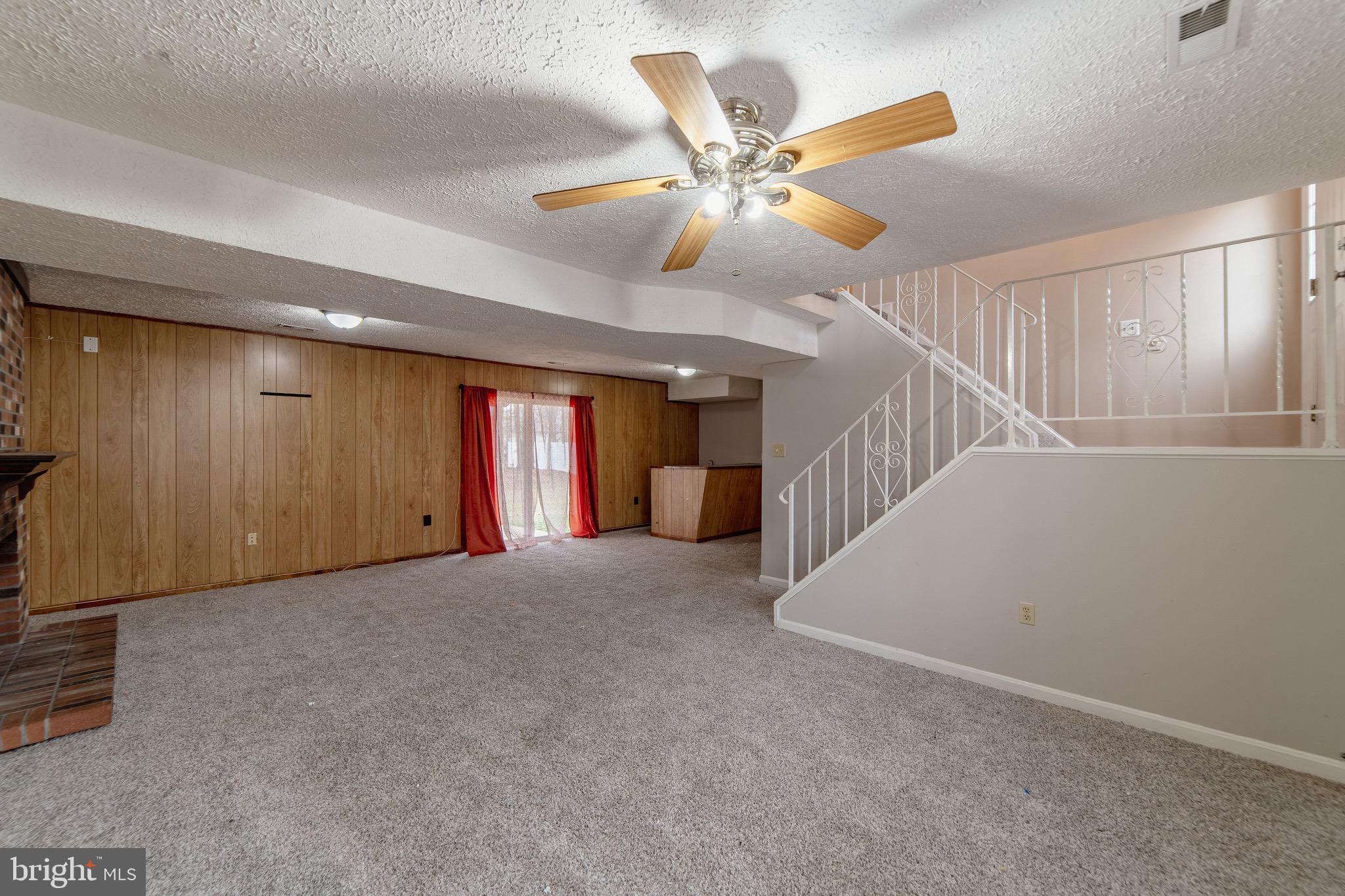 HIGHLAND MEADOWS - Residential