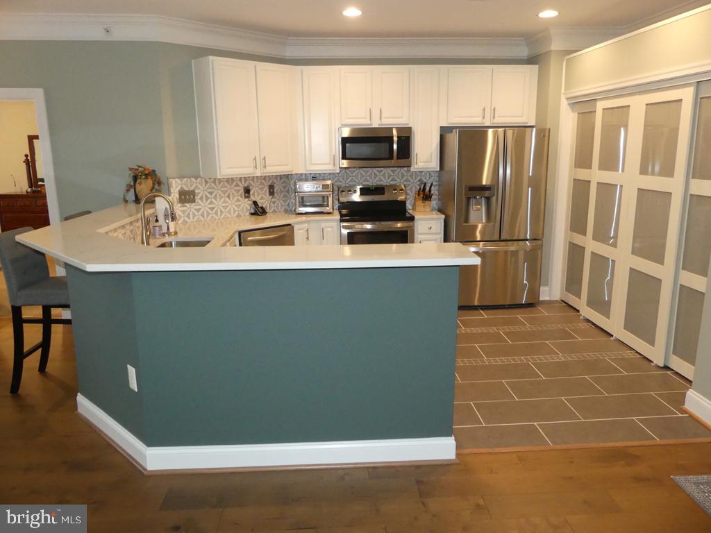 MACPHAIL WOODS - Residential