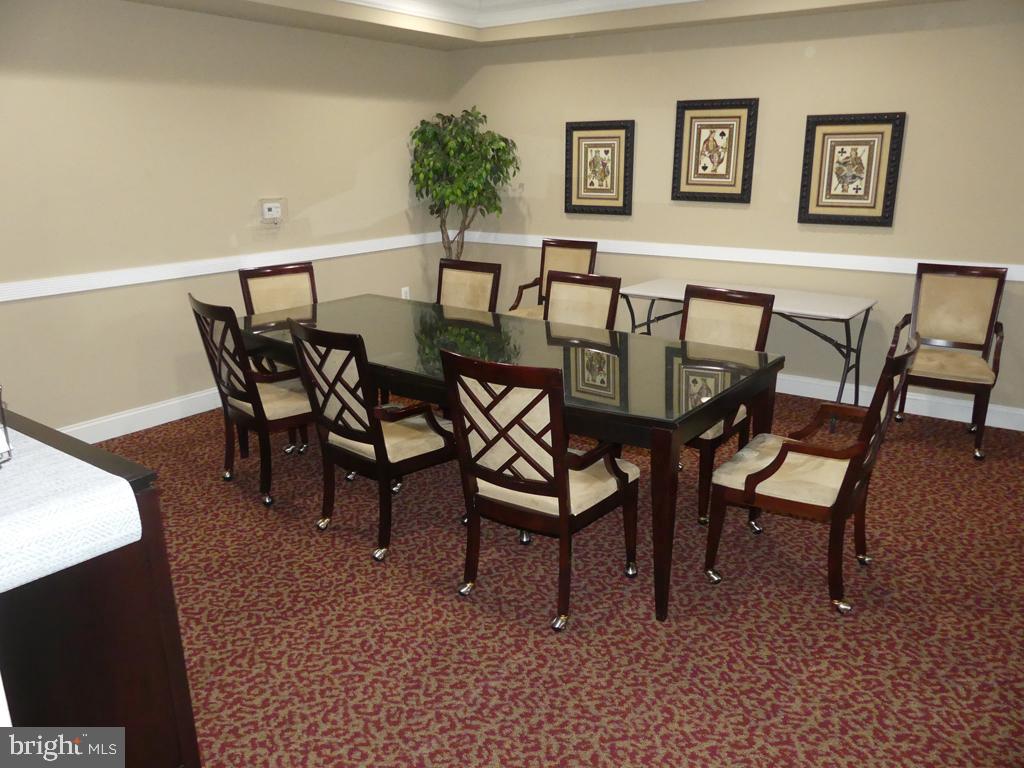 MACPHAIL WOODS - Residential