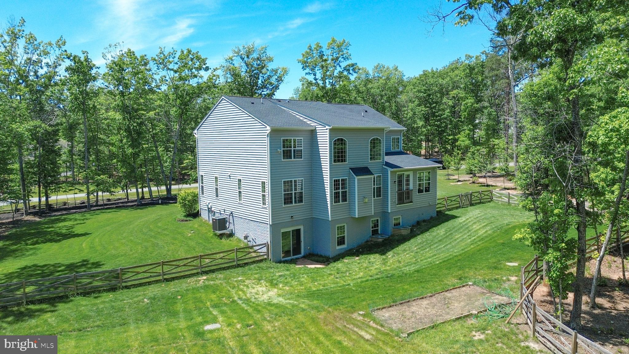 ESTATES OF CHANCELLORSVILLE - Residential