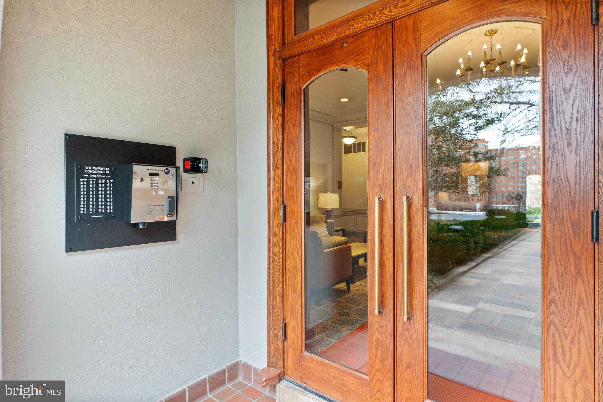 OBSERVATORY CIRCLE - Residential