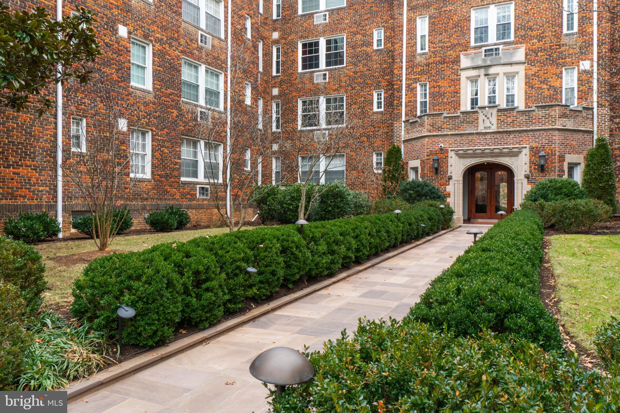 OBSERVATORY CIRCLE - Residential