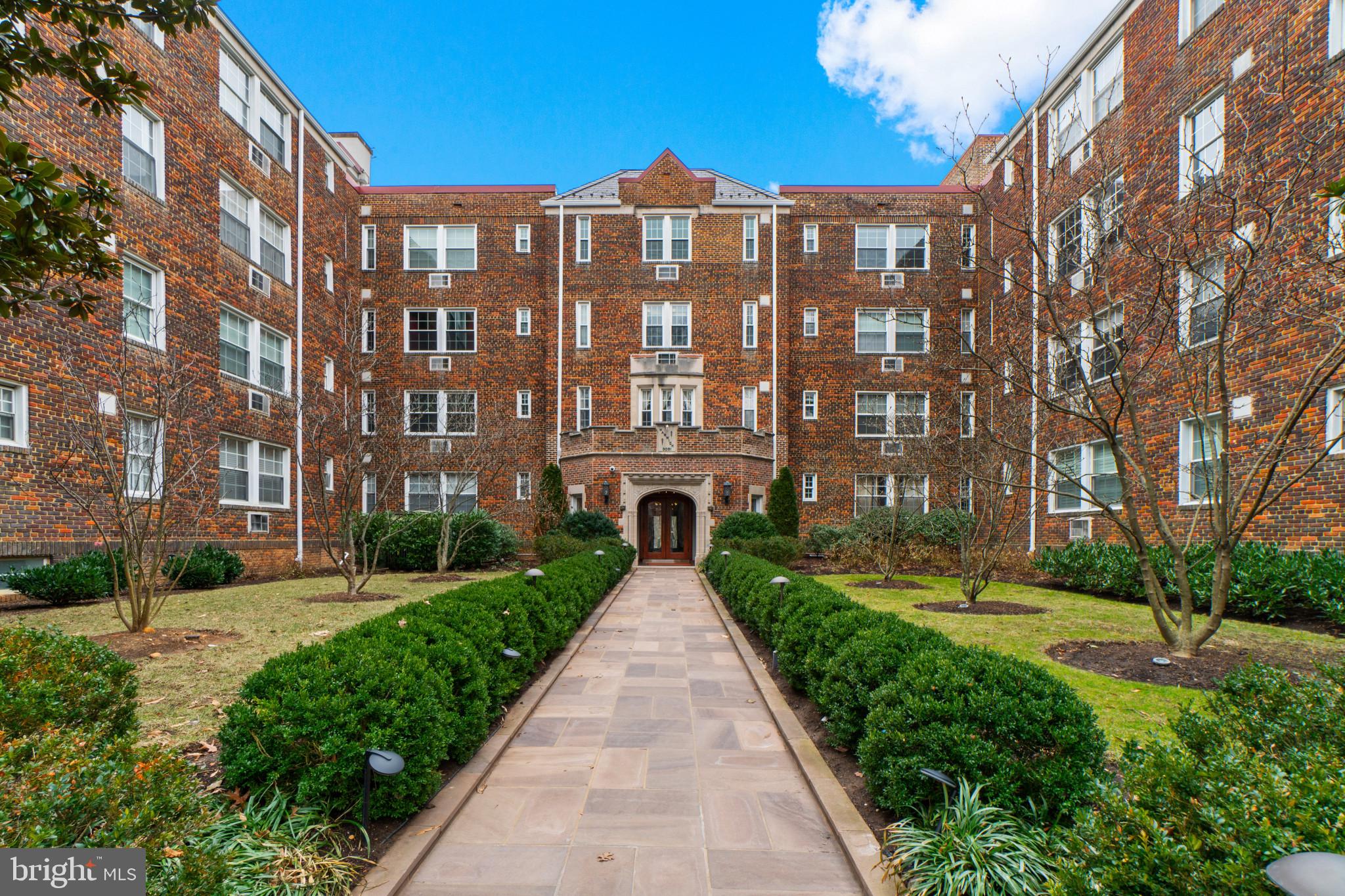 OBSERVATORY CIRCLE - Residential