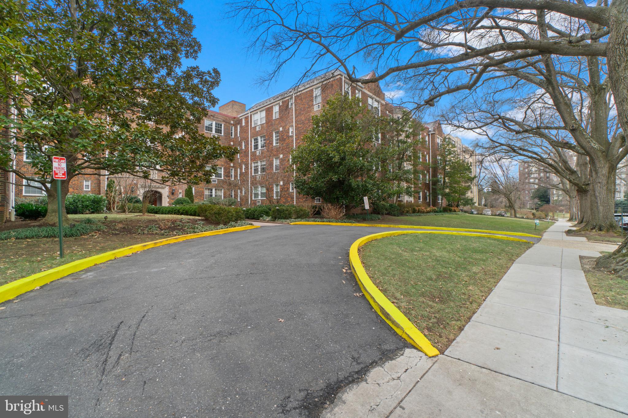 OBSERVATORY CIRCLE - Residential