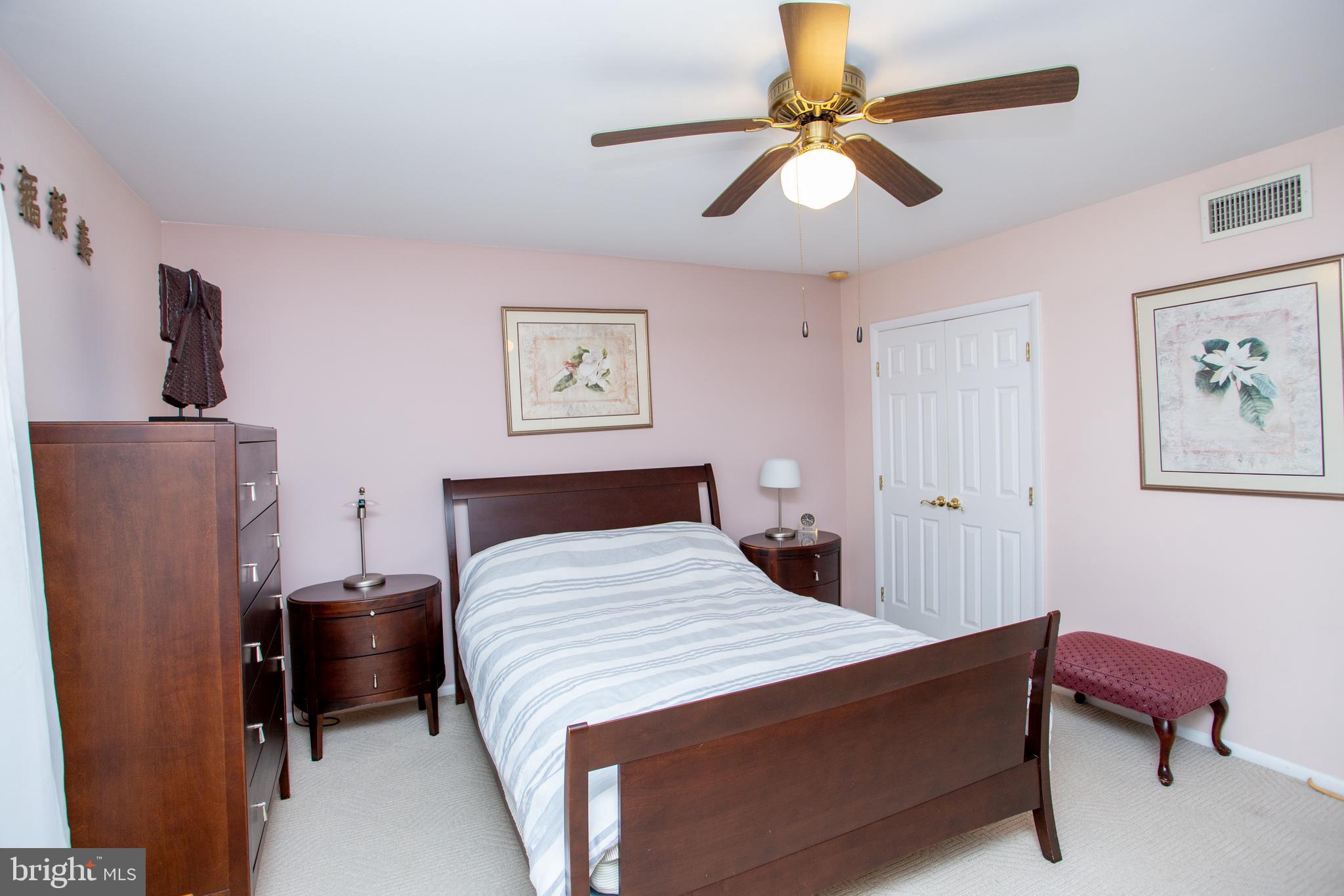 FEASTERVILLE HGTS - Residential