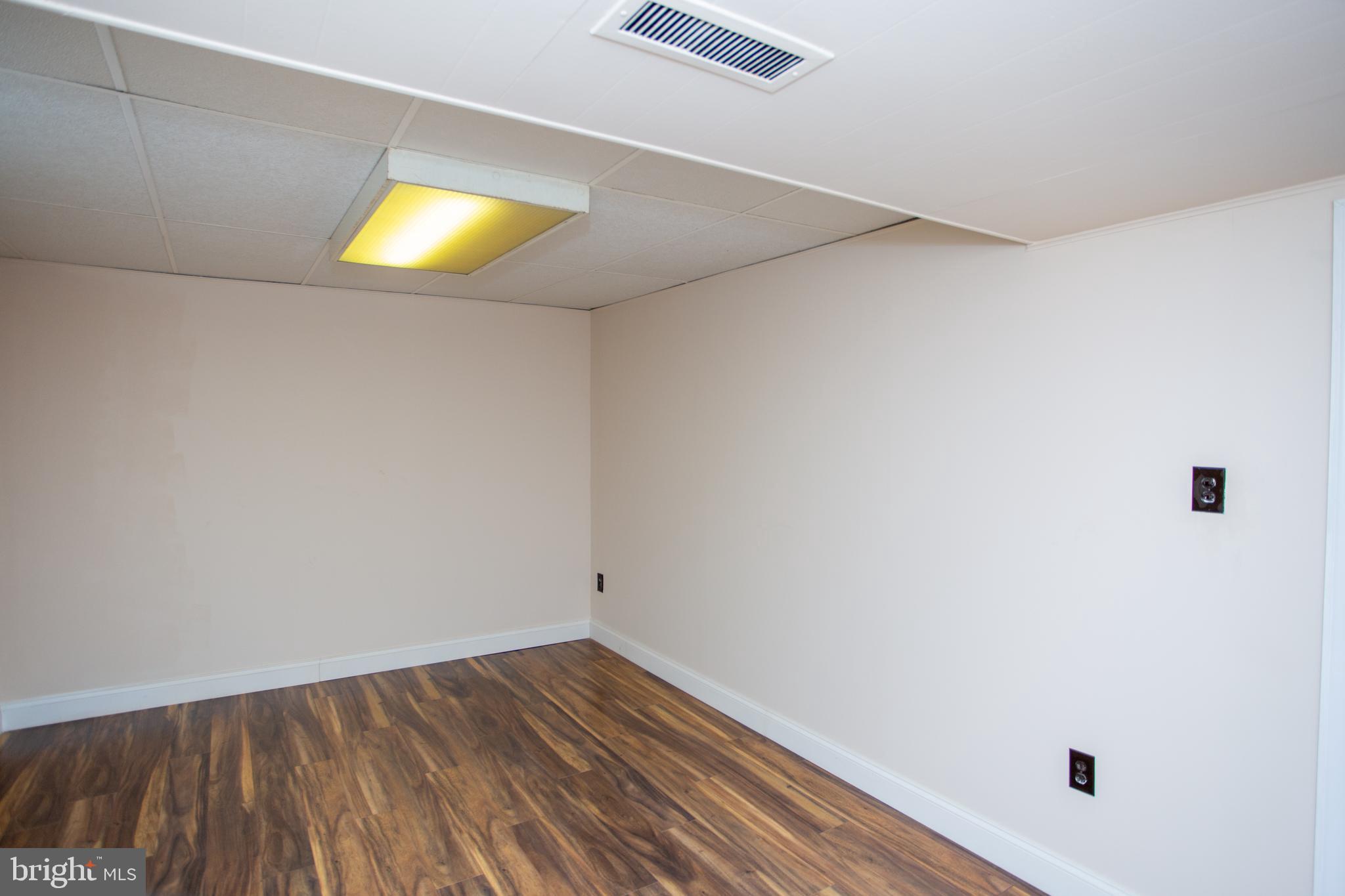 FEASTERVILLE HGTS - Residential