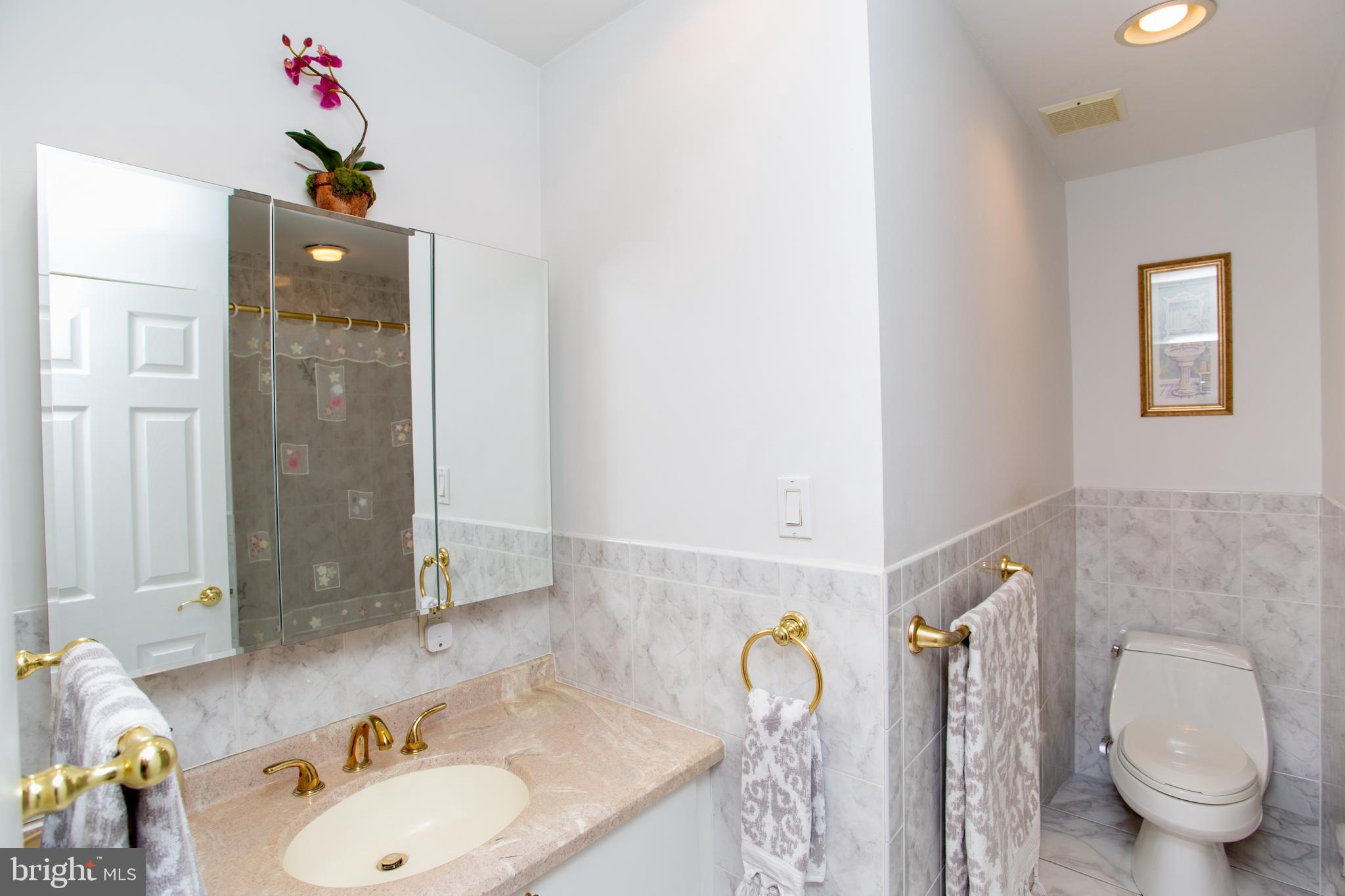 FEASTERVILLE HGTS - Residential