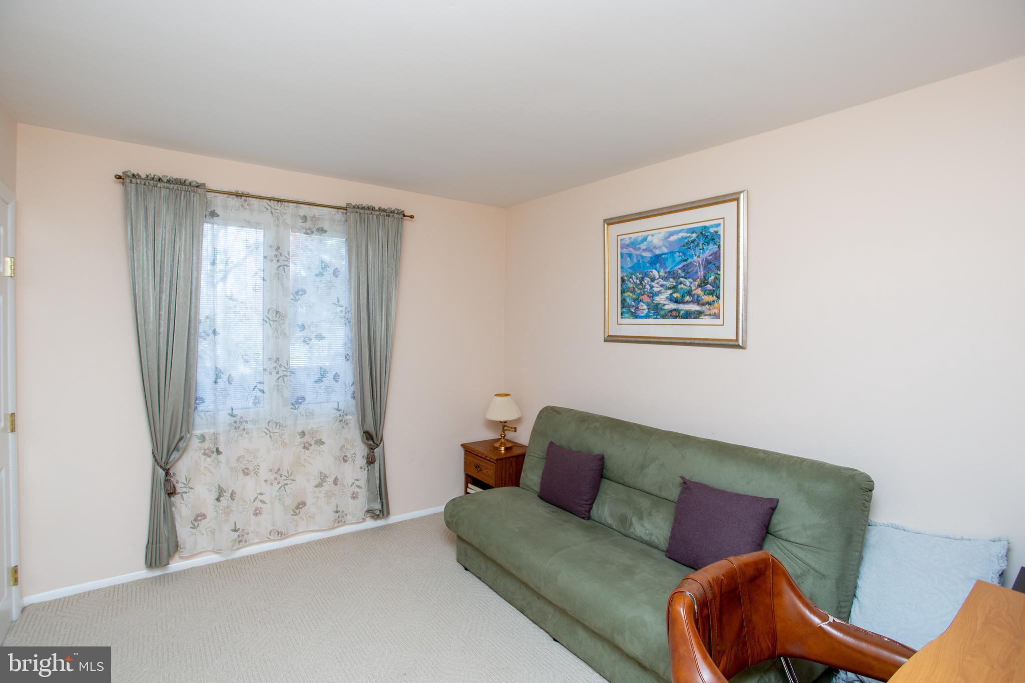 FEASTERVILLE HGTS - Residential