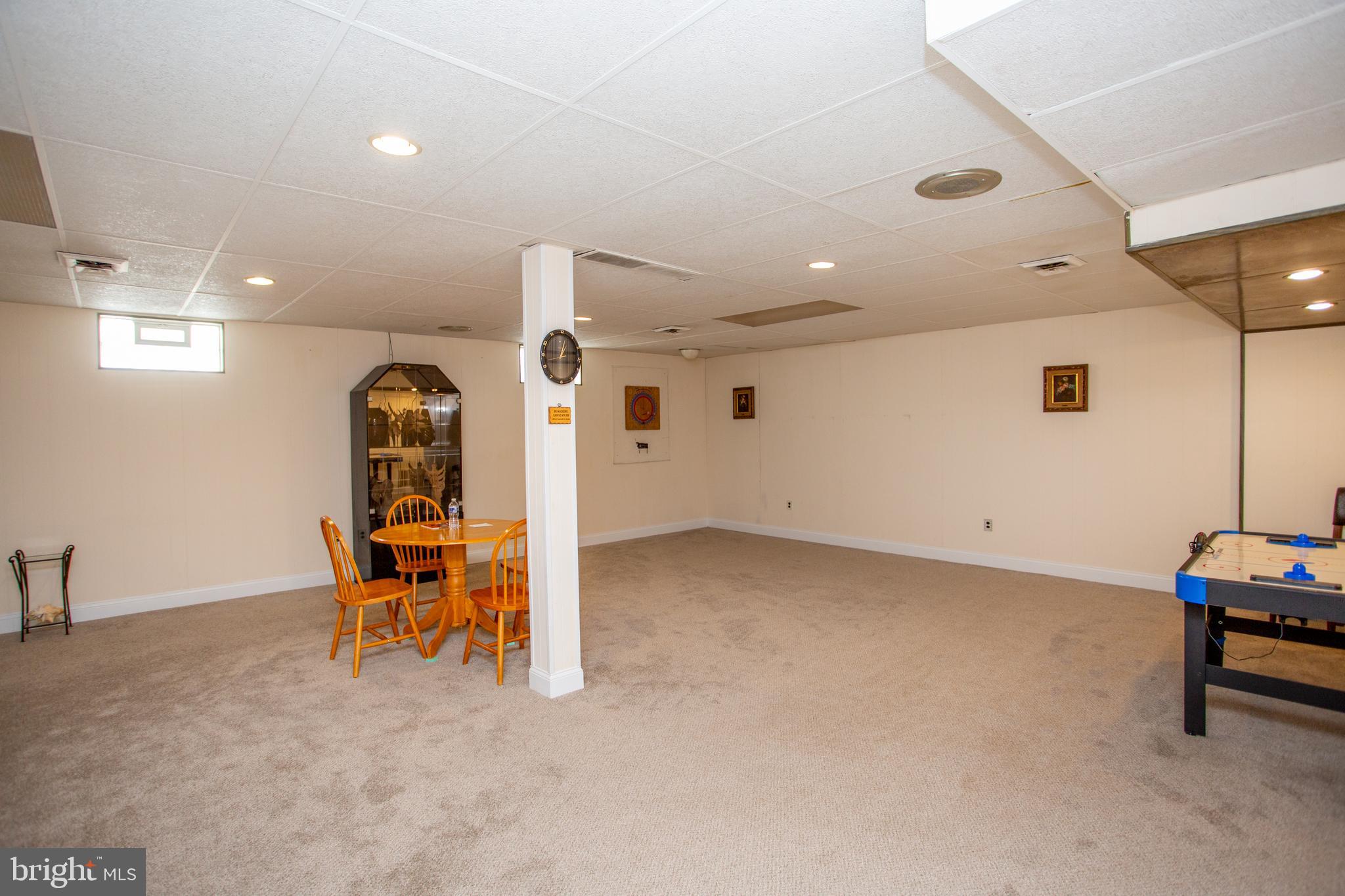 FEASTERVILLE HGTS - Residential