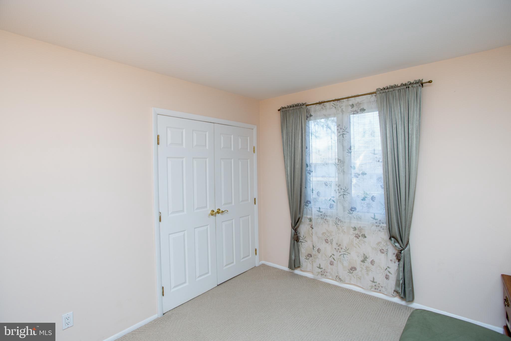 FEASTERVILLE HGTS - Residential