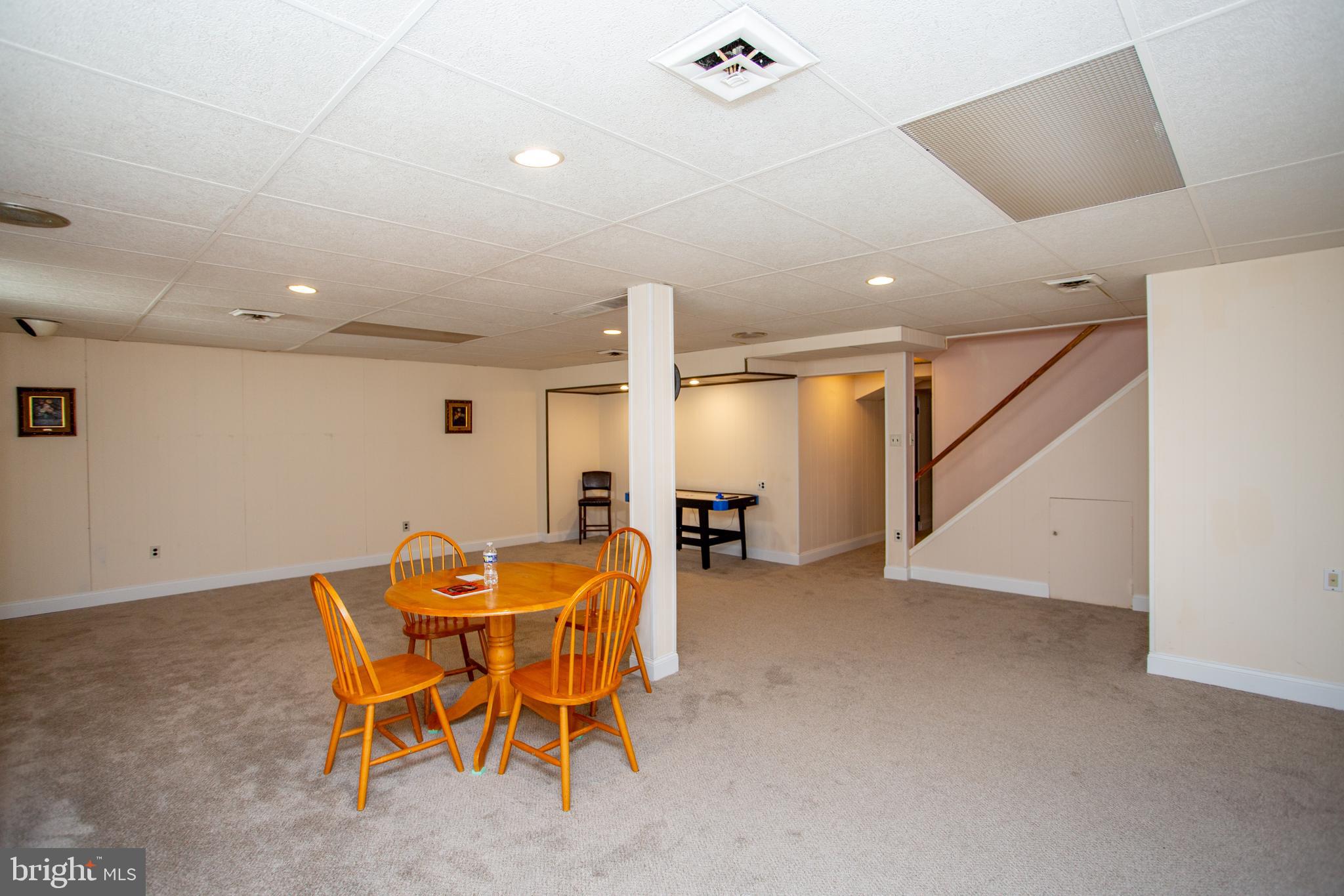 FEASTERVILLE HGTS - Residential