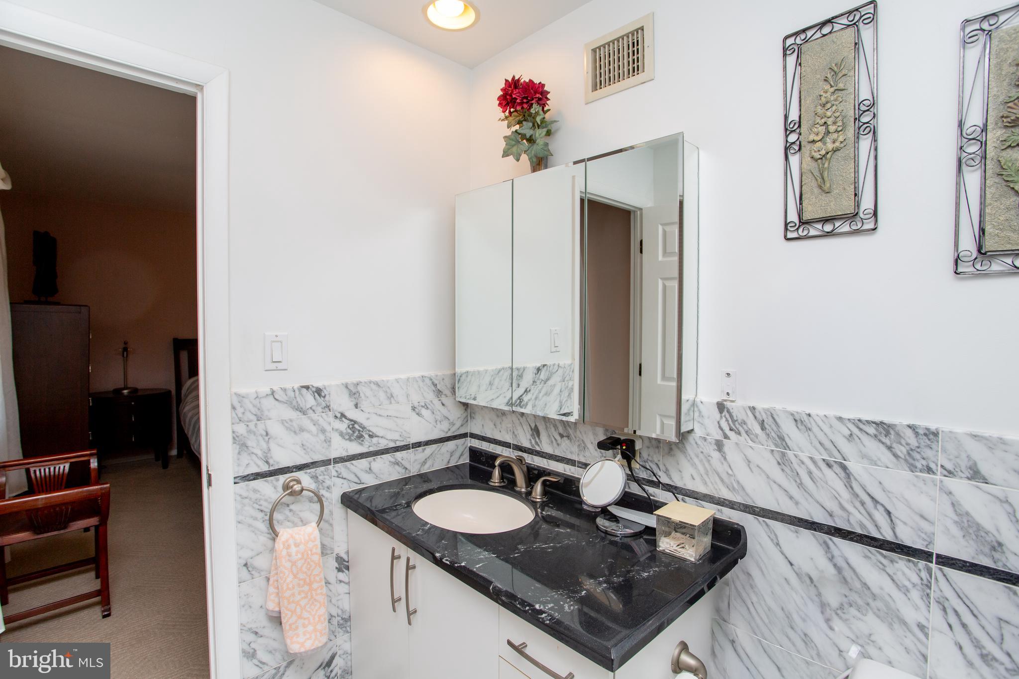 FEASTERVILLE HGTS - Residential