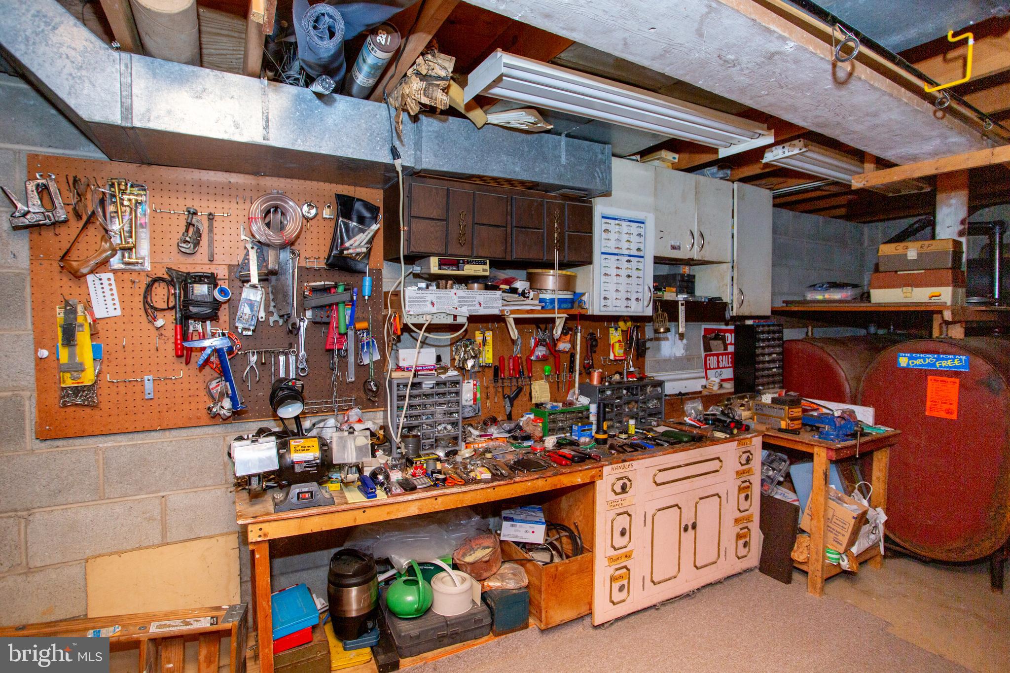 FEASTERVILLE HGTS - Residential