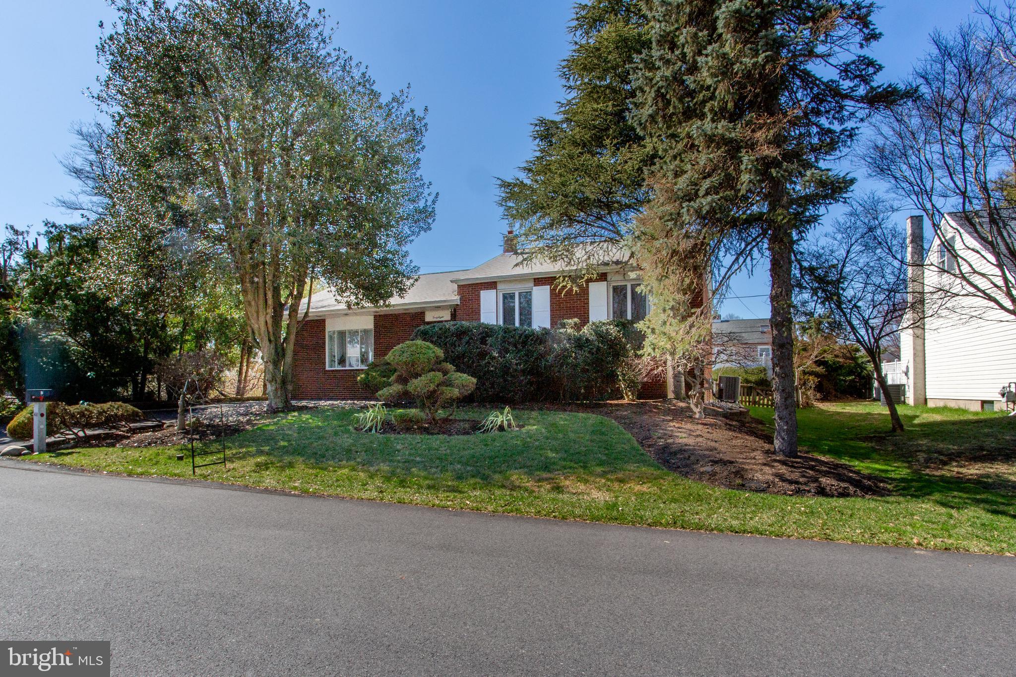 FEASTERVILLE HGTS - Residential