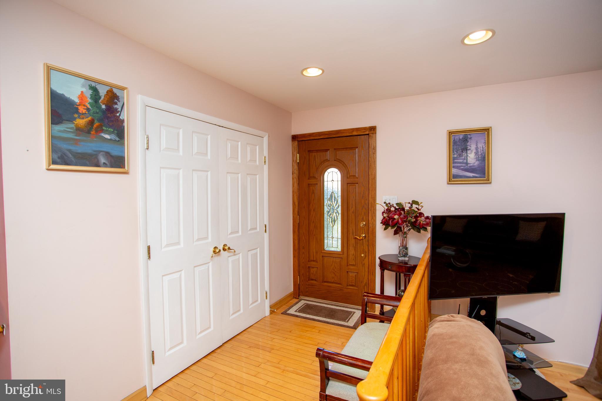 FEASTERVILLE HGTS - Residential