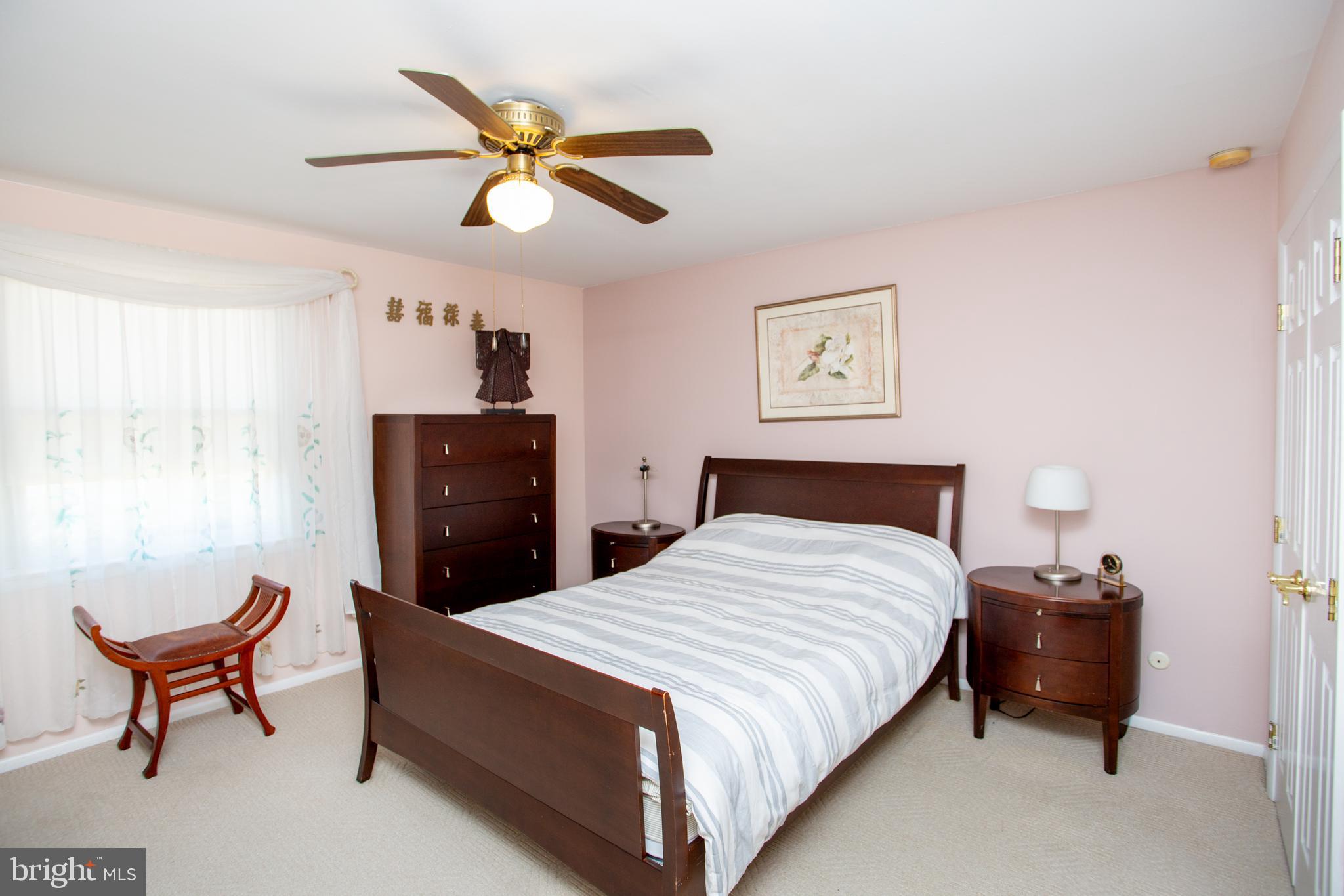 FEASTERVILLE HGTS - Residential