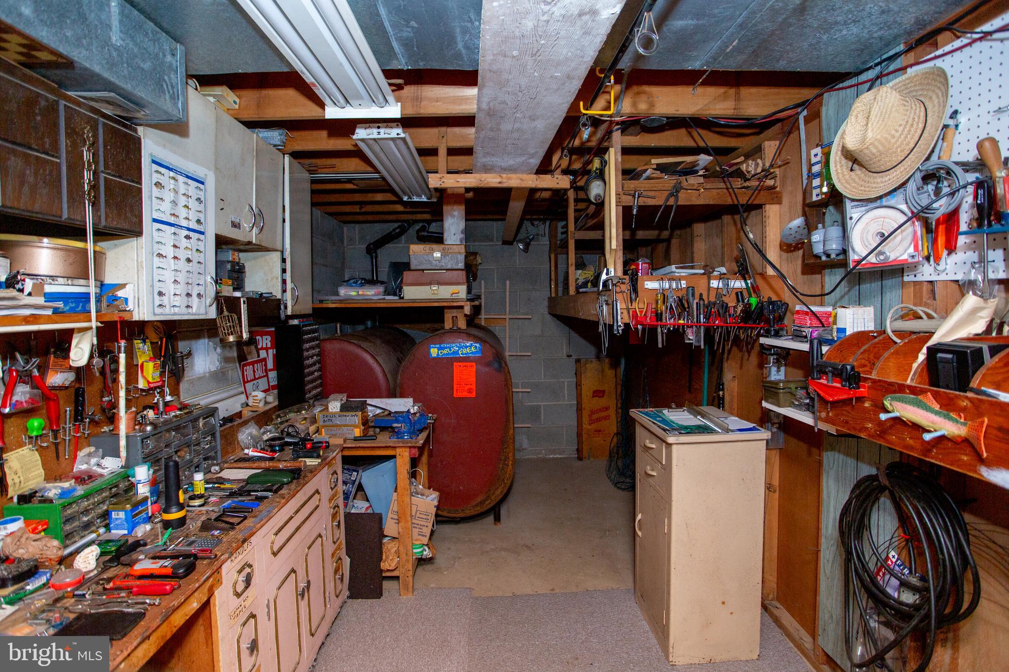 FEASTERVILLE HGTS - Residential