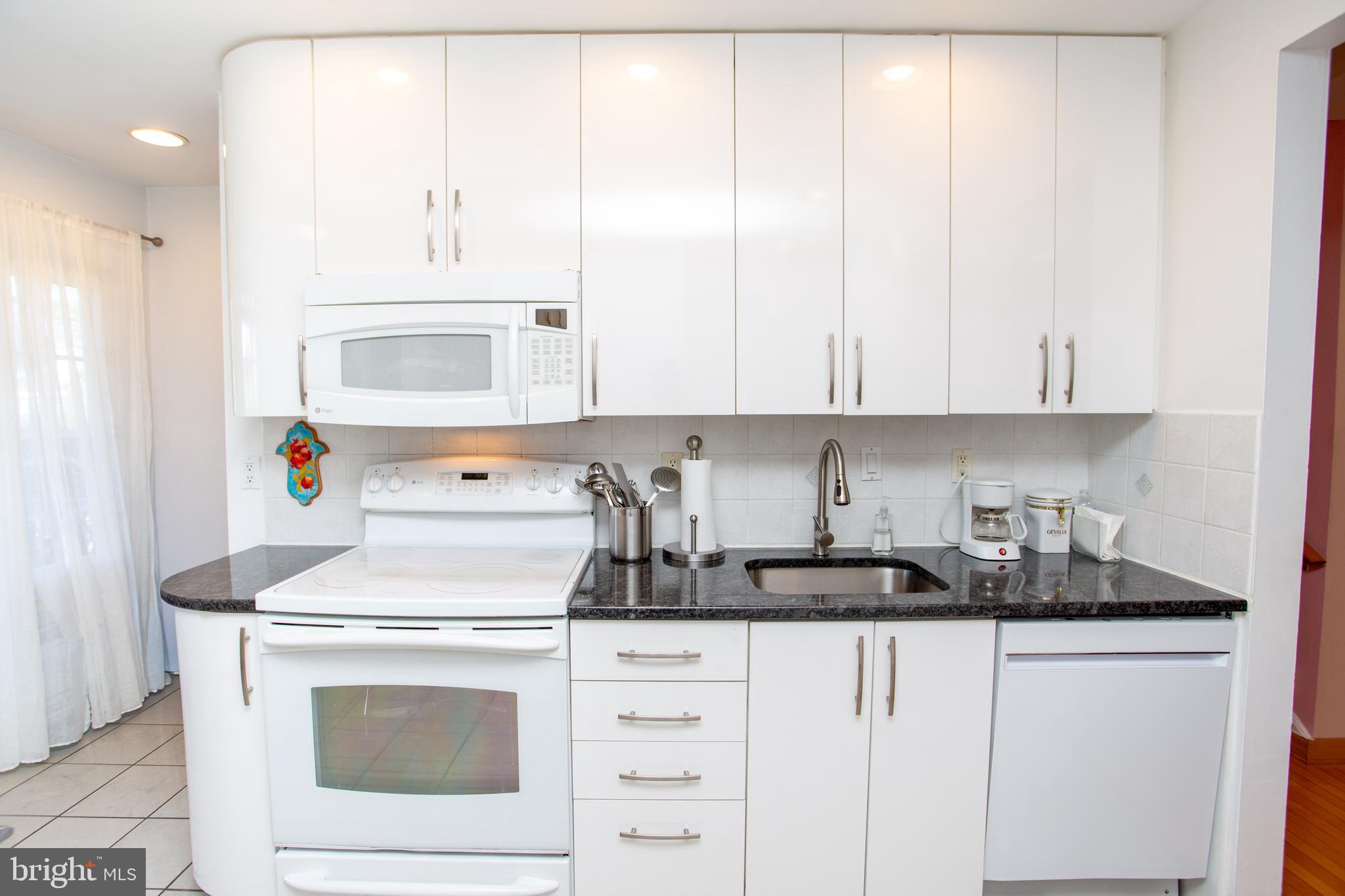 FEASTERVILLE HGTS - Residential