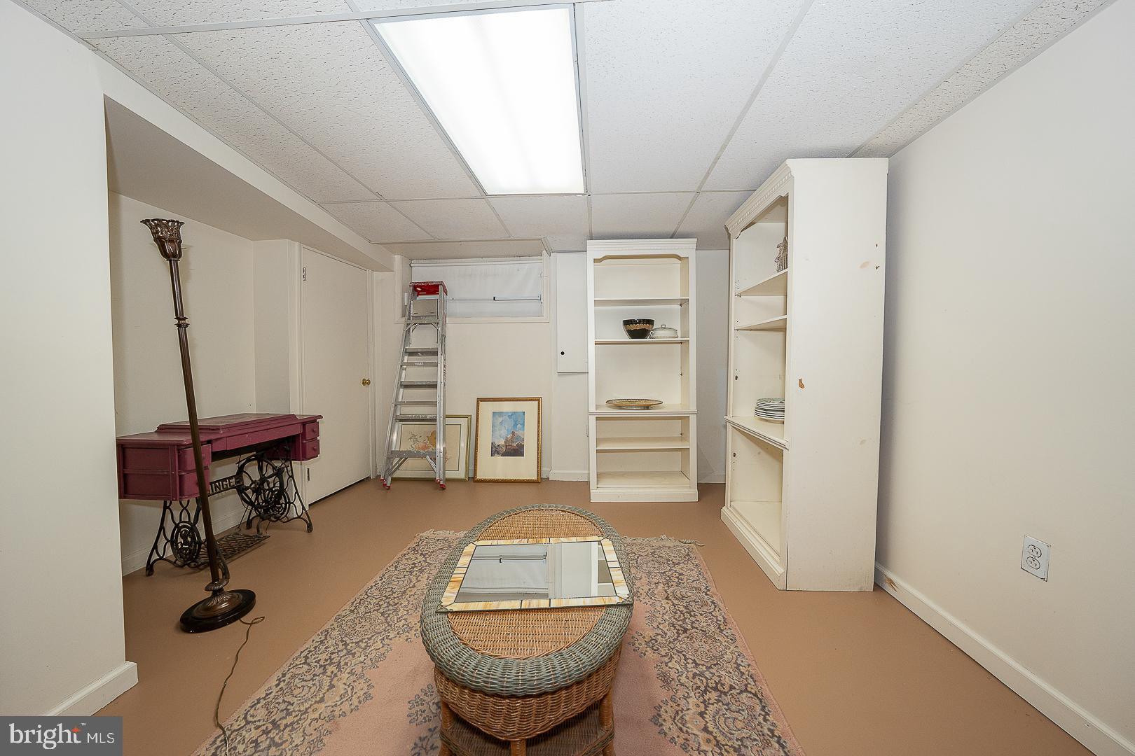 ART MUSEUM AREA - Residential