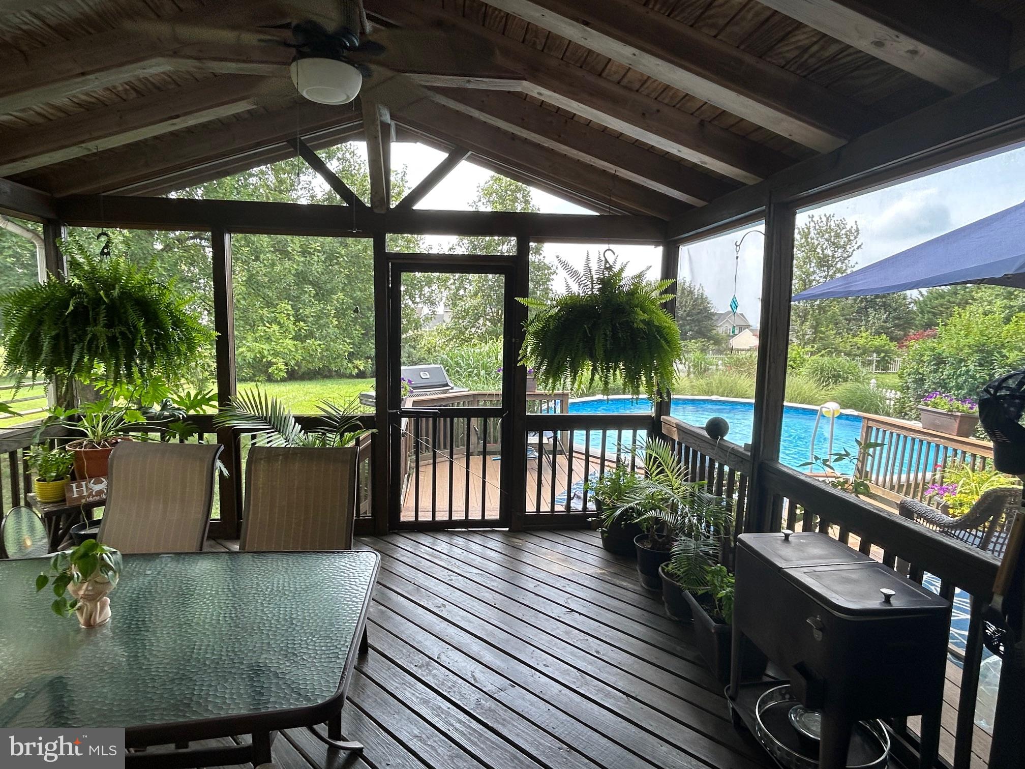 BEACON POINT - Residential