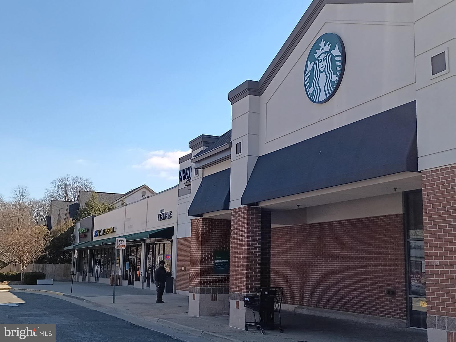 HUNTERS WOODS VILLAGE - Residential