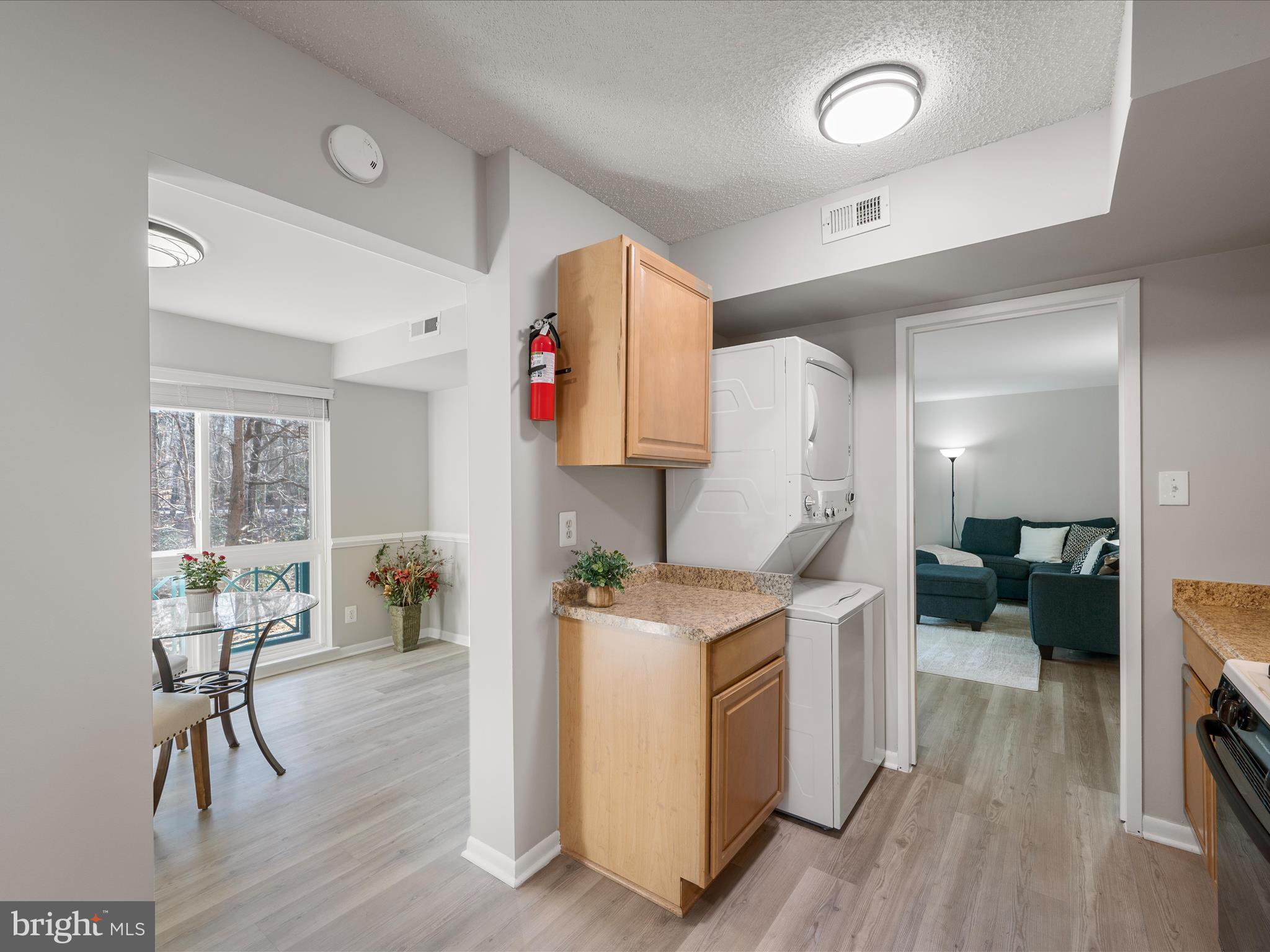 HUNTERS WOODS VILLAGE - Residential