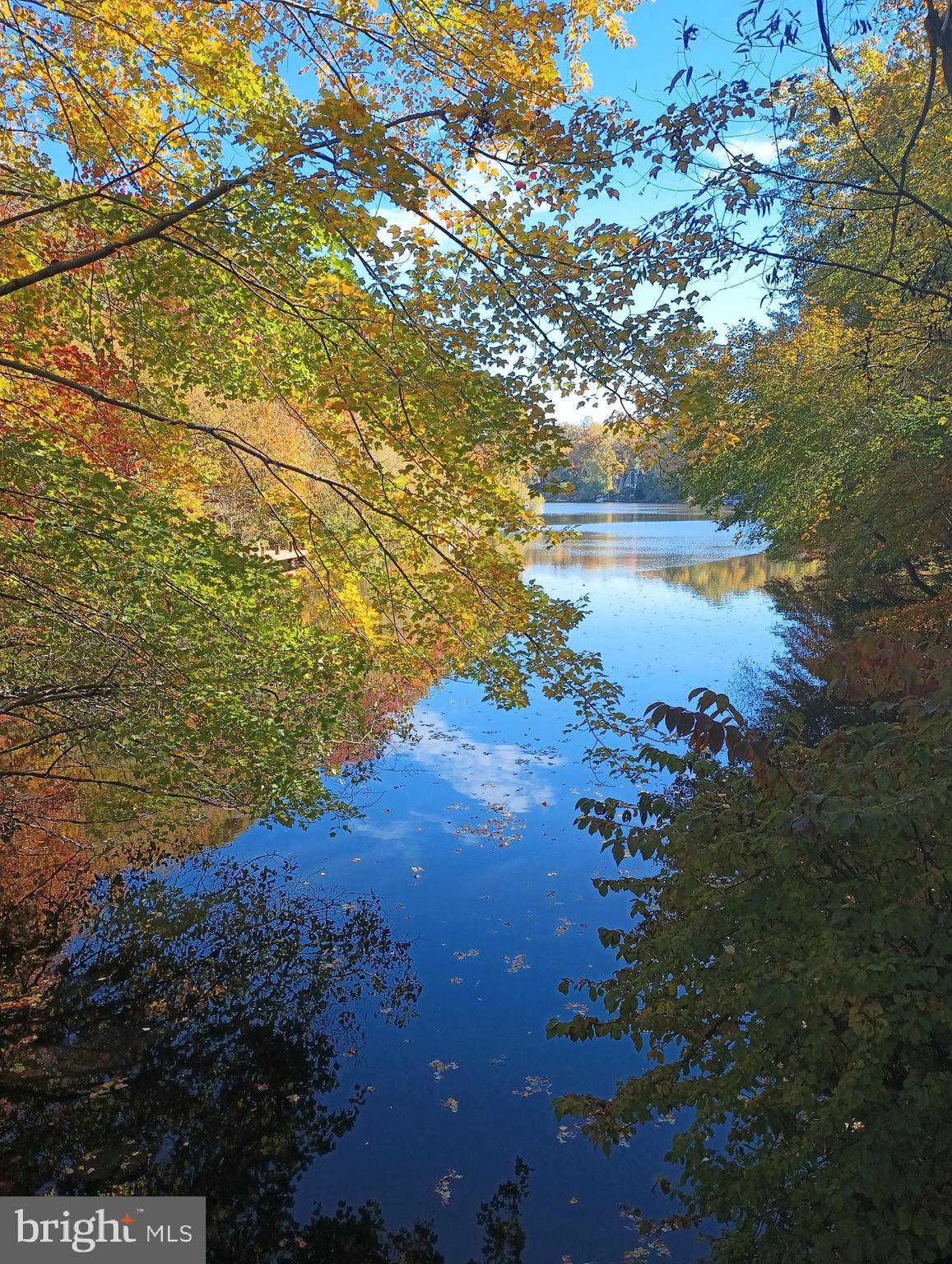 HUNTERS WOODS VILLAGE - Residential