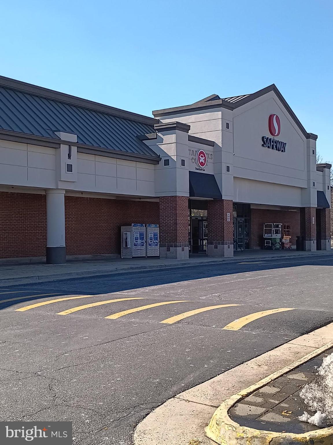 HUNTERS WOODS VILLAGE - Residential