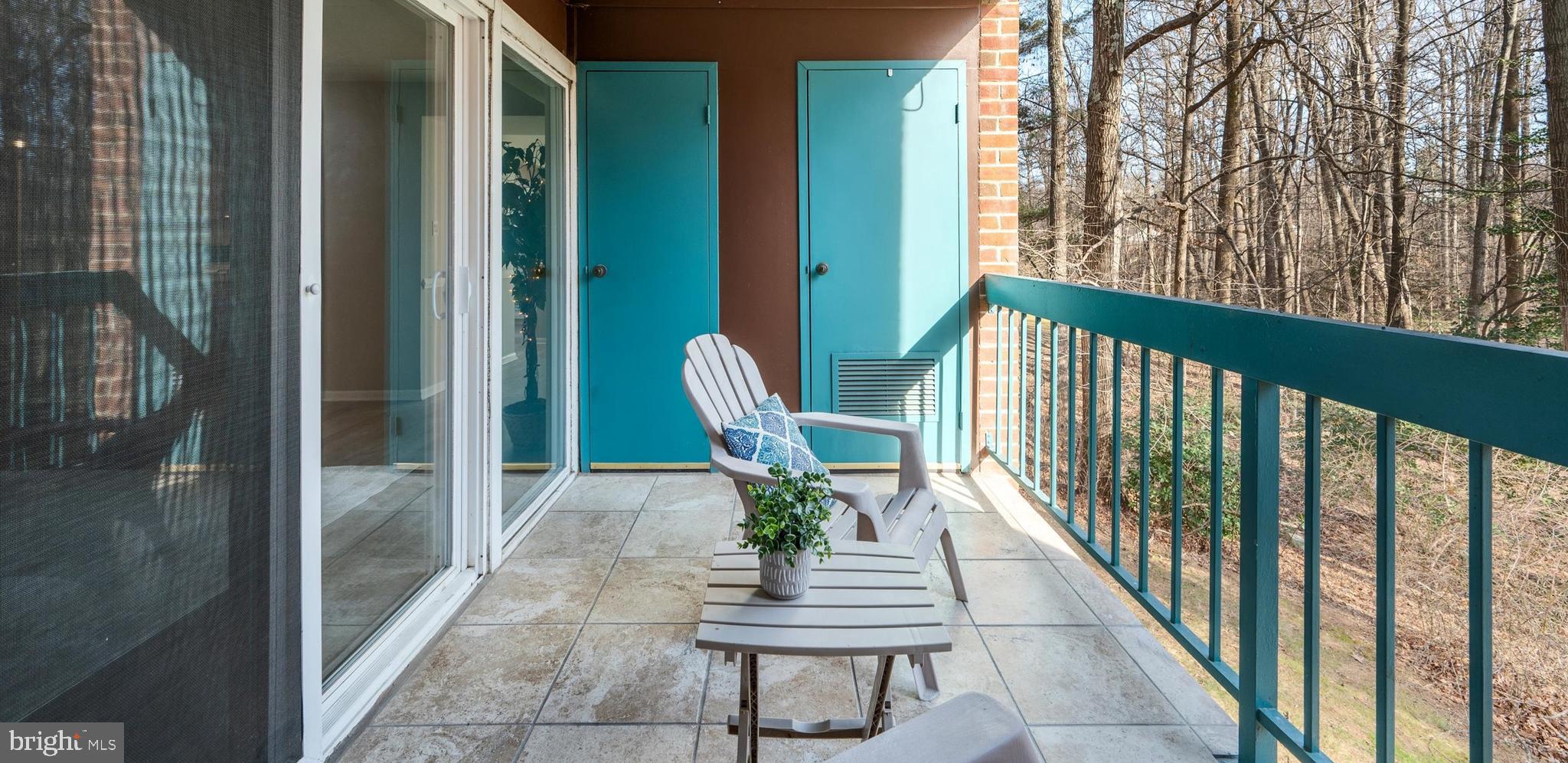 HUNTERS WOODS VILLAGE - Residential