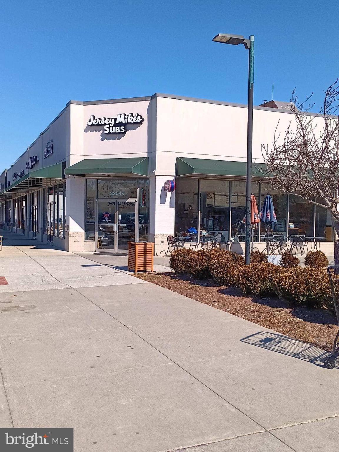 HUNTERS WOODS VILLAGE - Residential