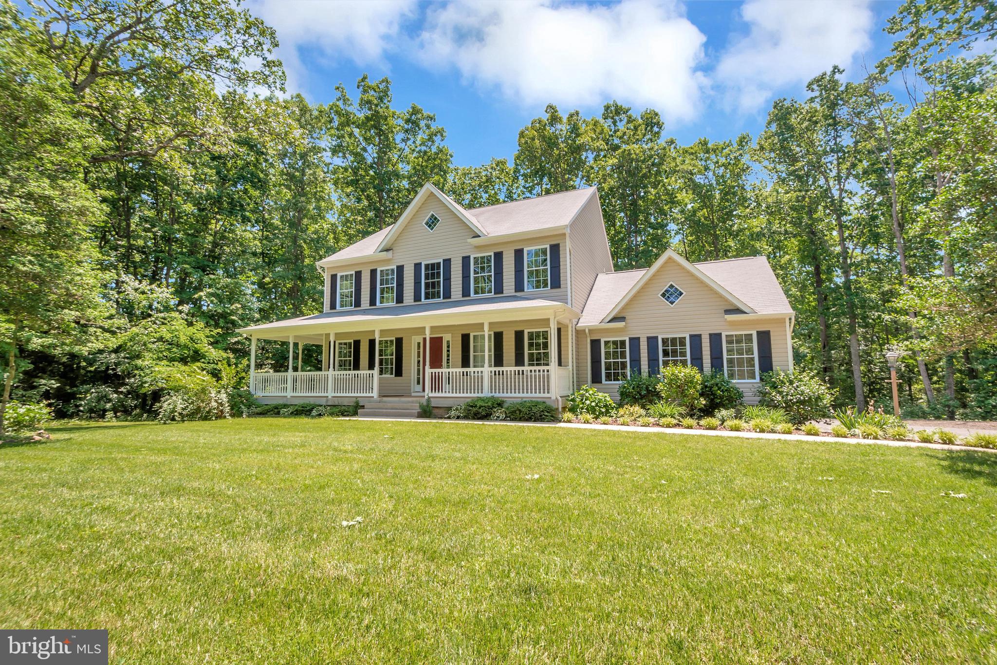 RIVER RIDGE ESTATES - Residential