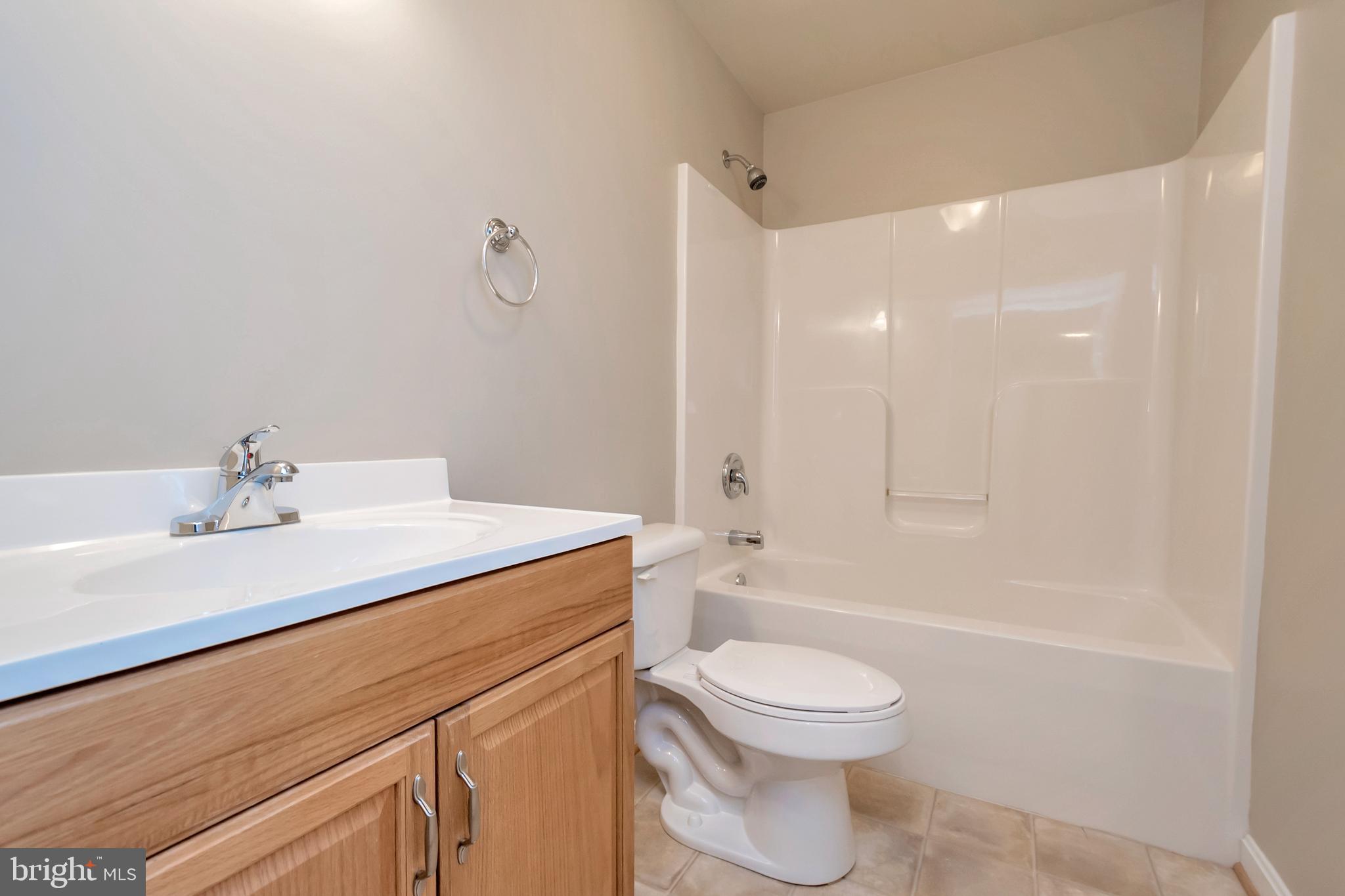 RIVER RIDGE ESTATES - Residential