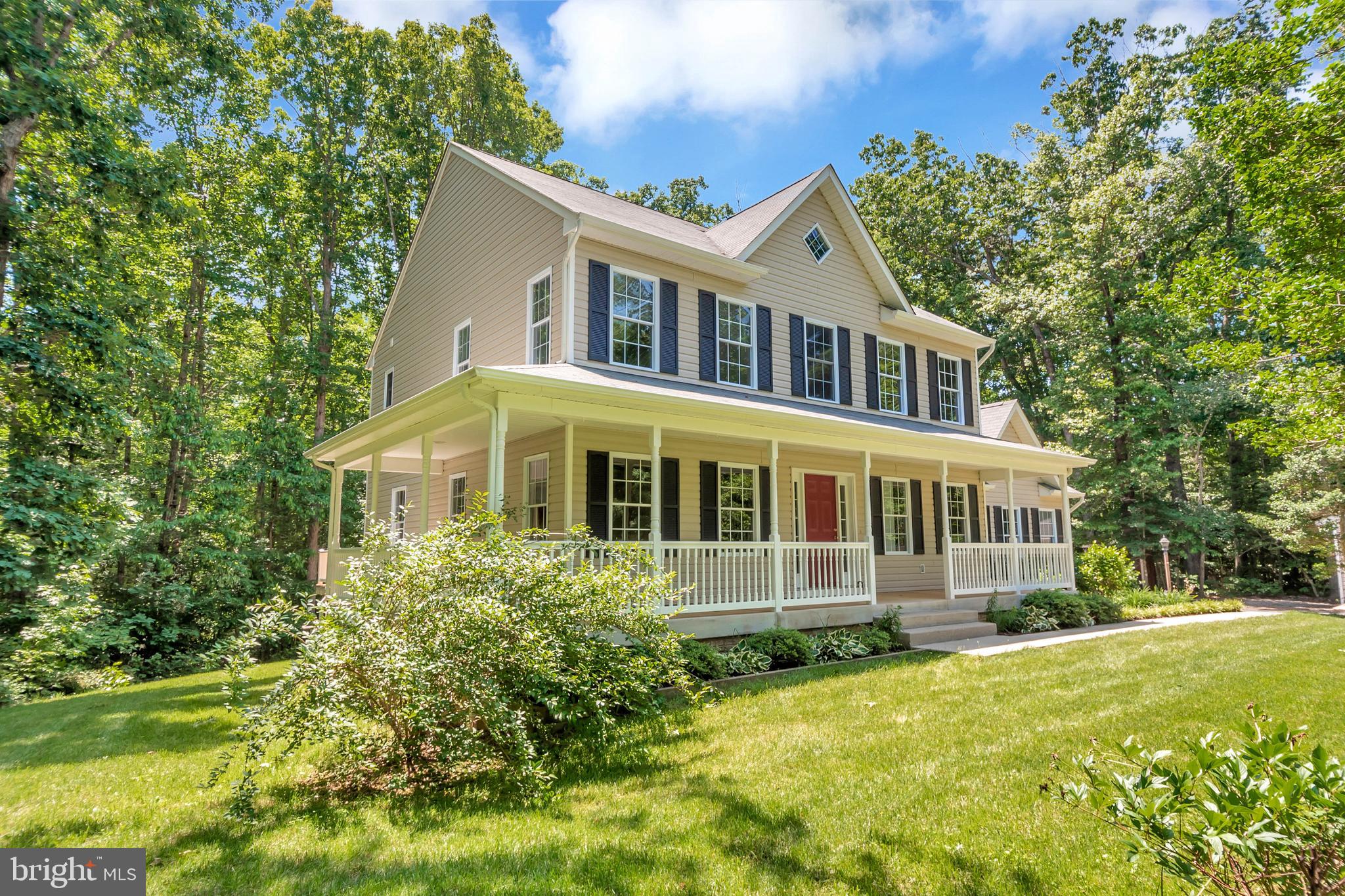 RIVER RIDGE ESTATES - Residential