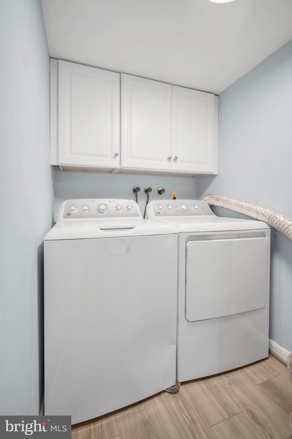 YORKTOWN - Residential