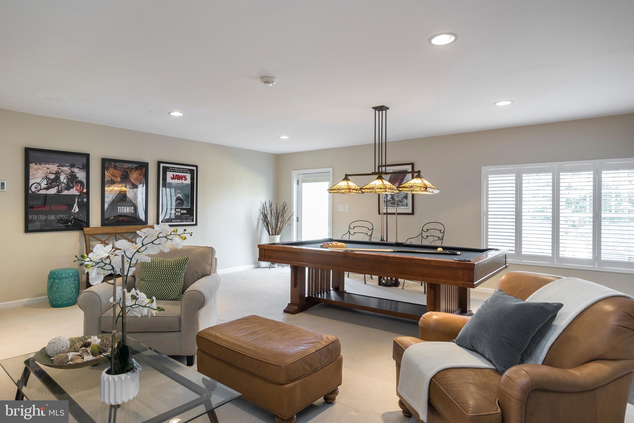 THE MEADOWS - Residential