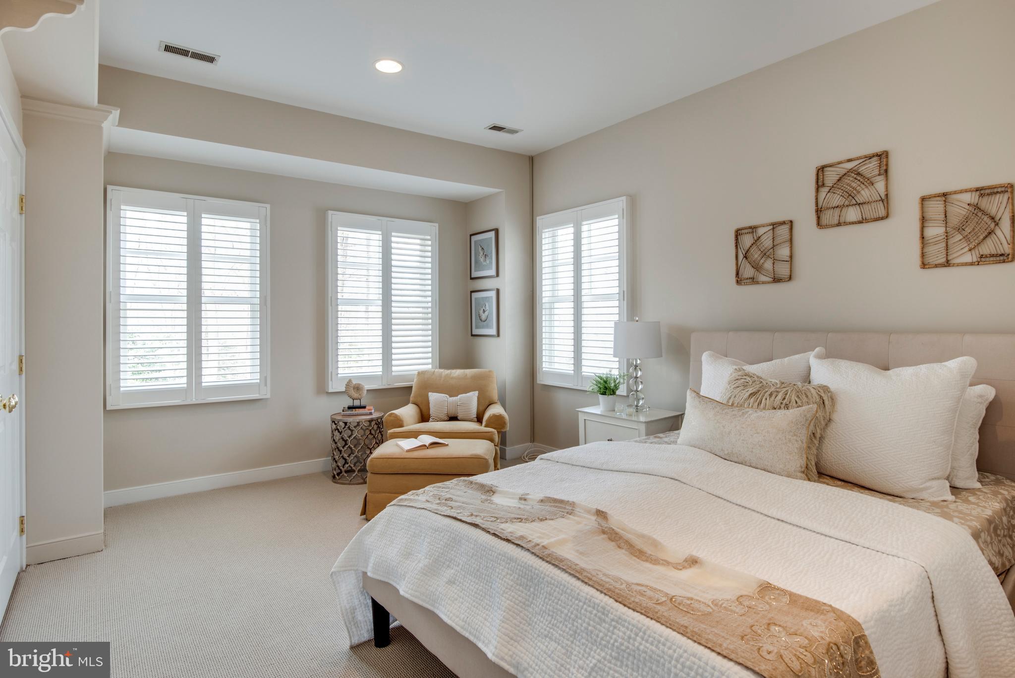 THE MEADOWS - Residential