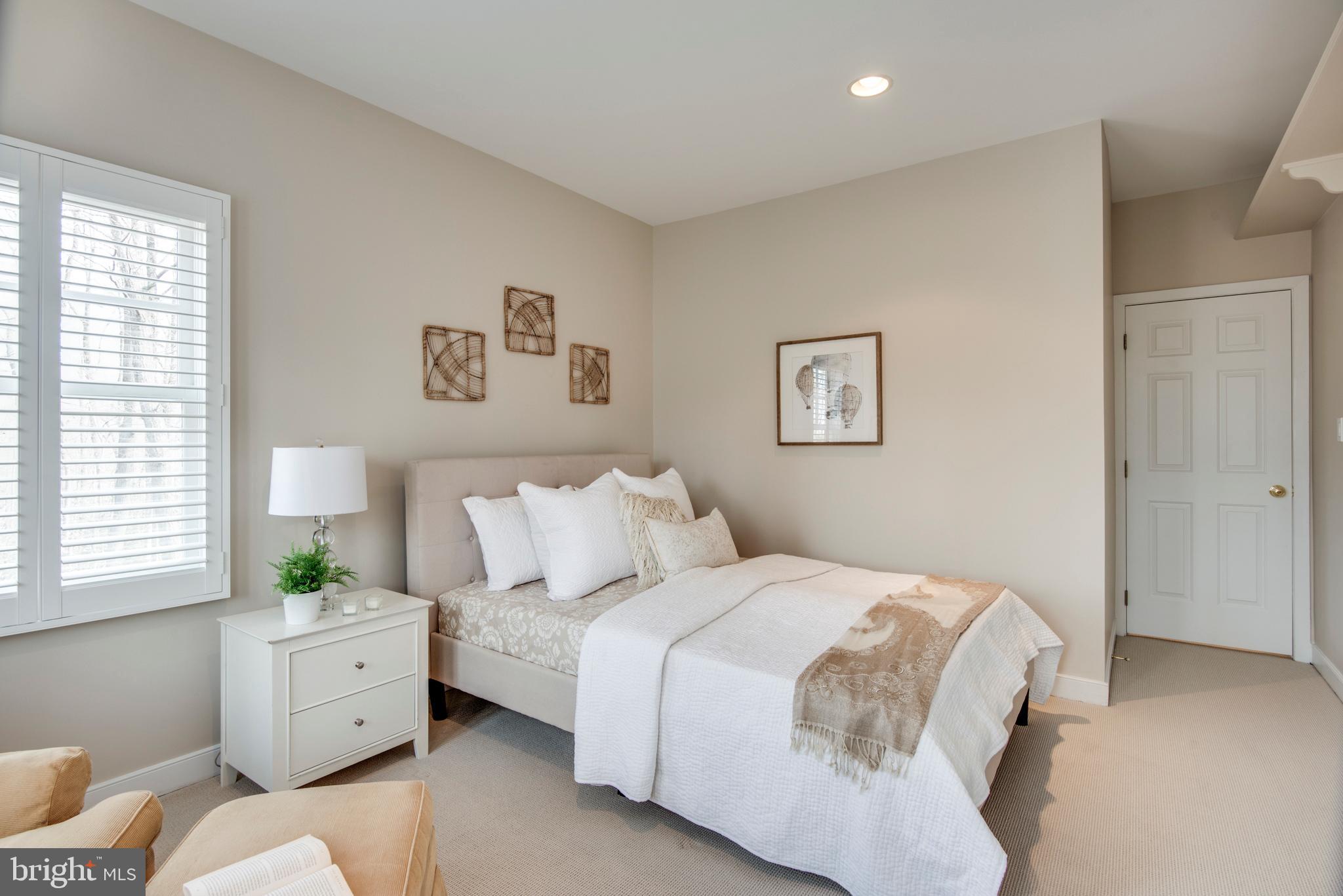 THE MEADOWS - Residential