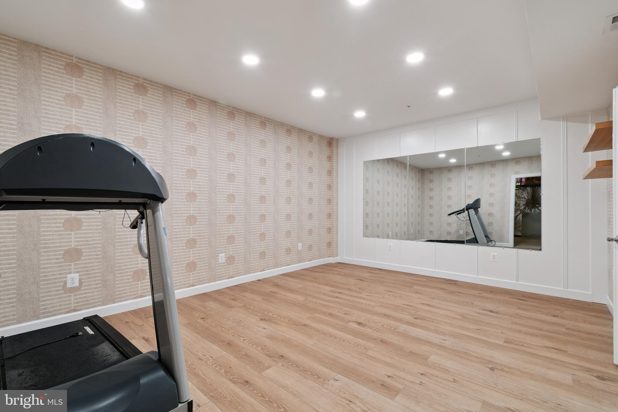 MAPLE LAWN - Residential