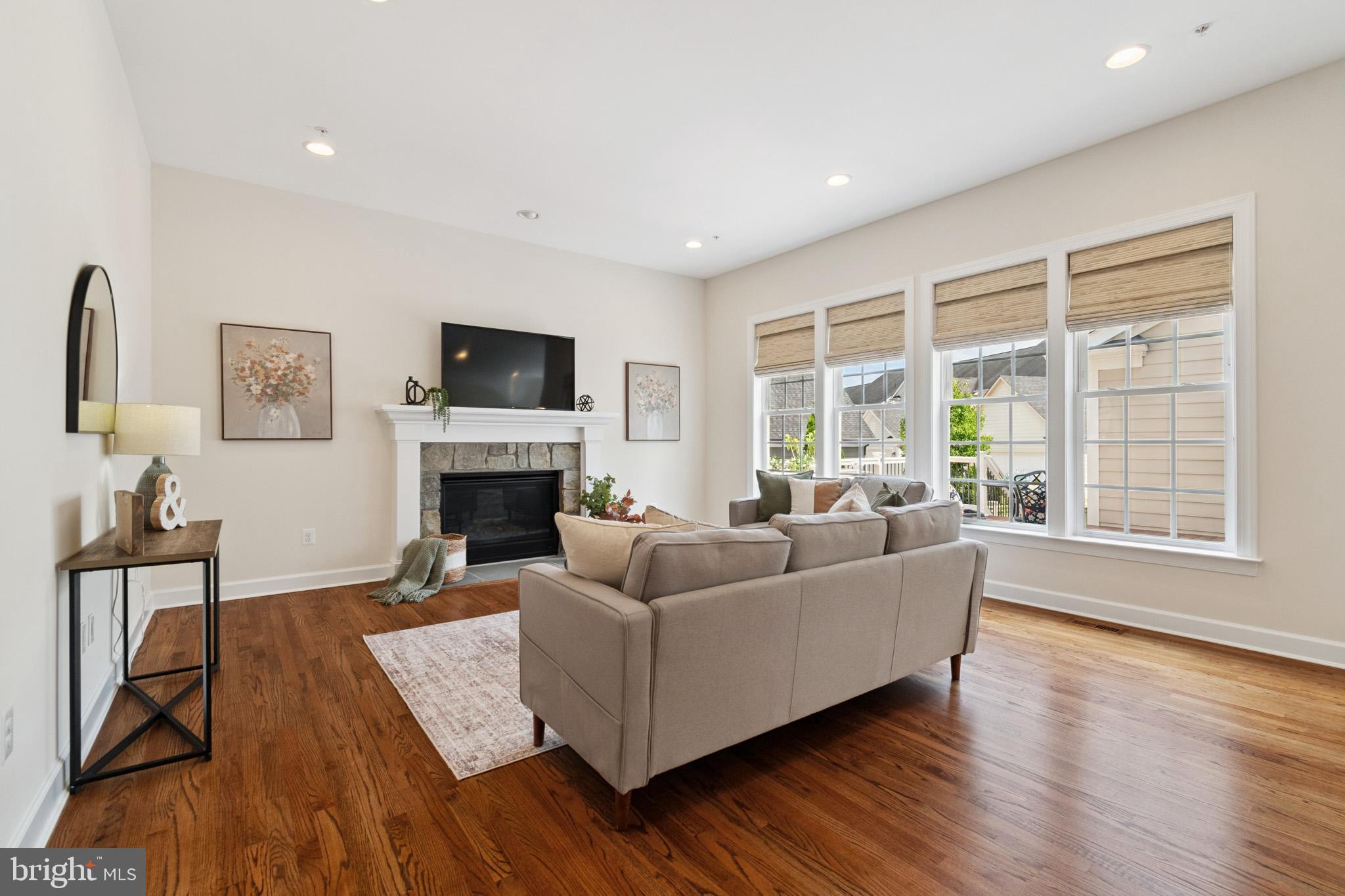 MAPLE LAWN - Residential