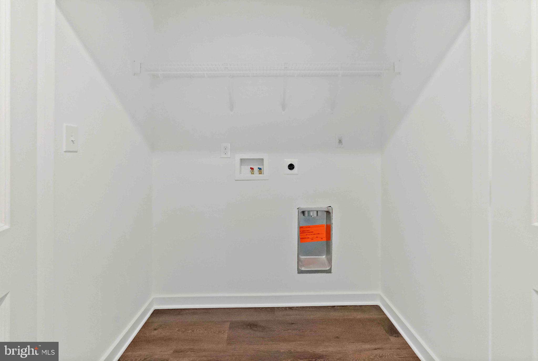 CARDINAL POINTE - Residential