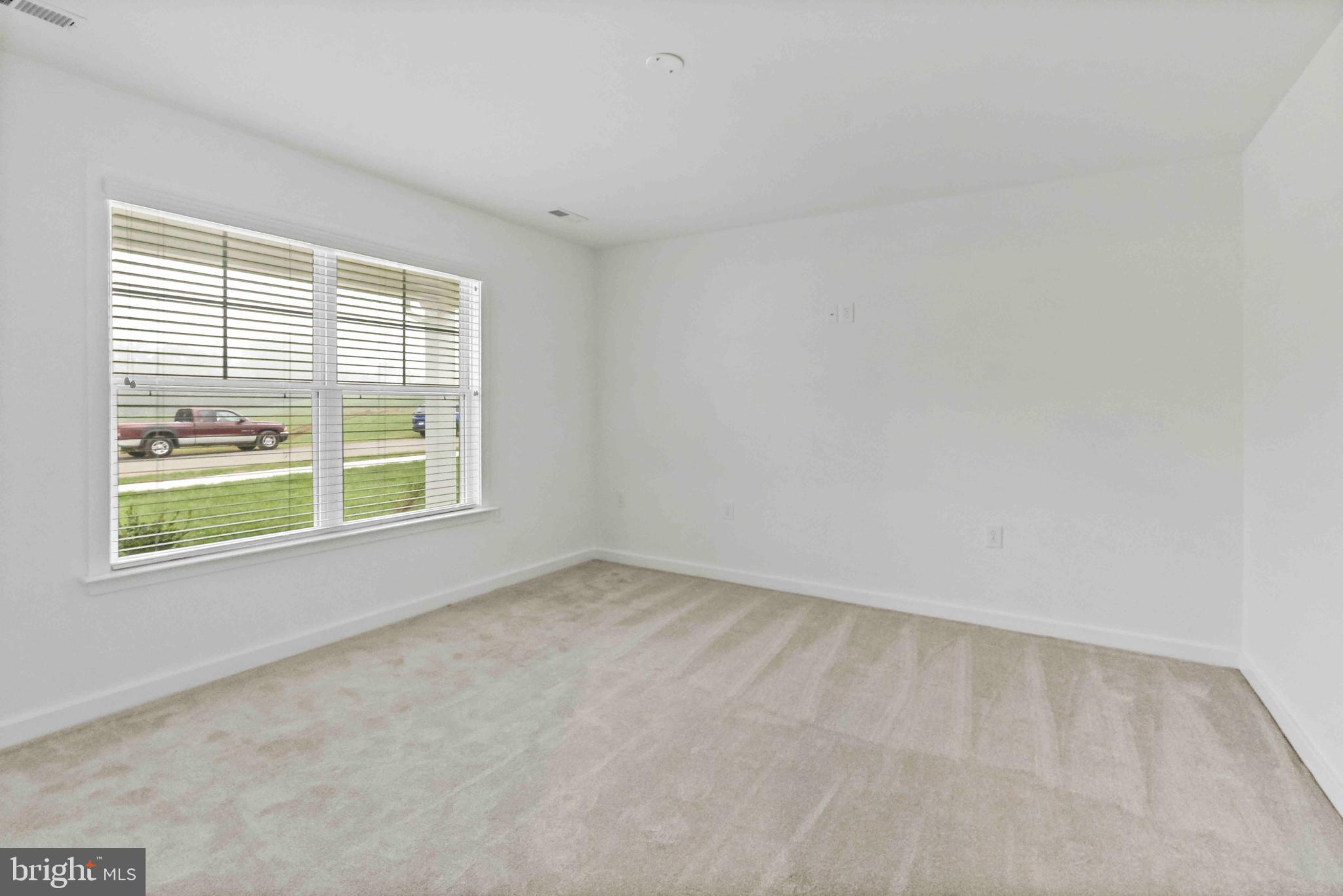 CARDINAL POINTE - Residential