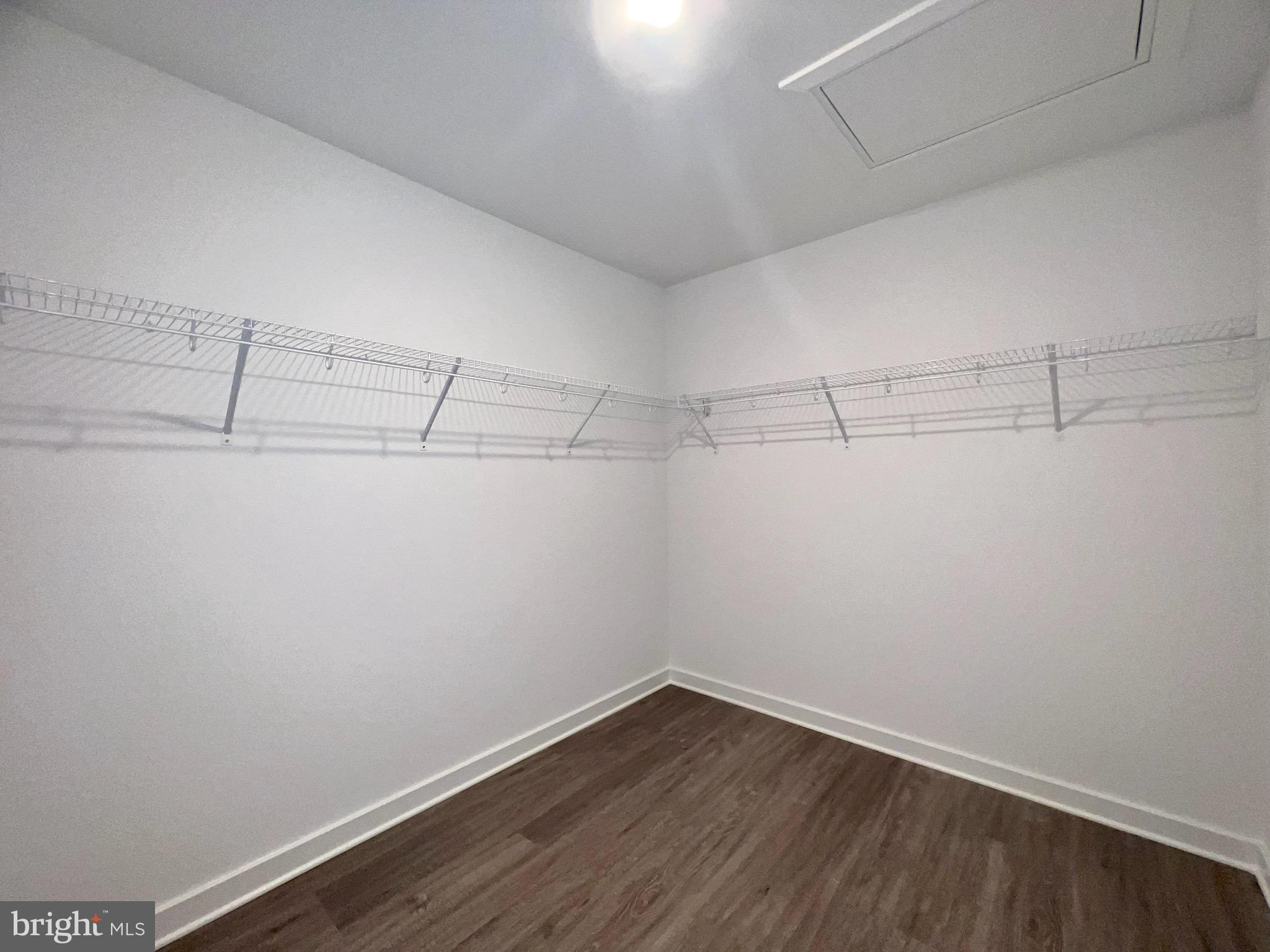 CARDINAL POINTE - Residential